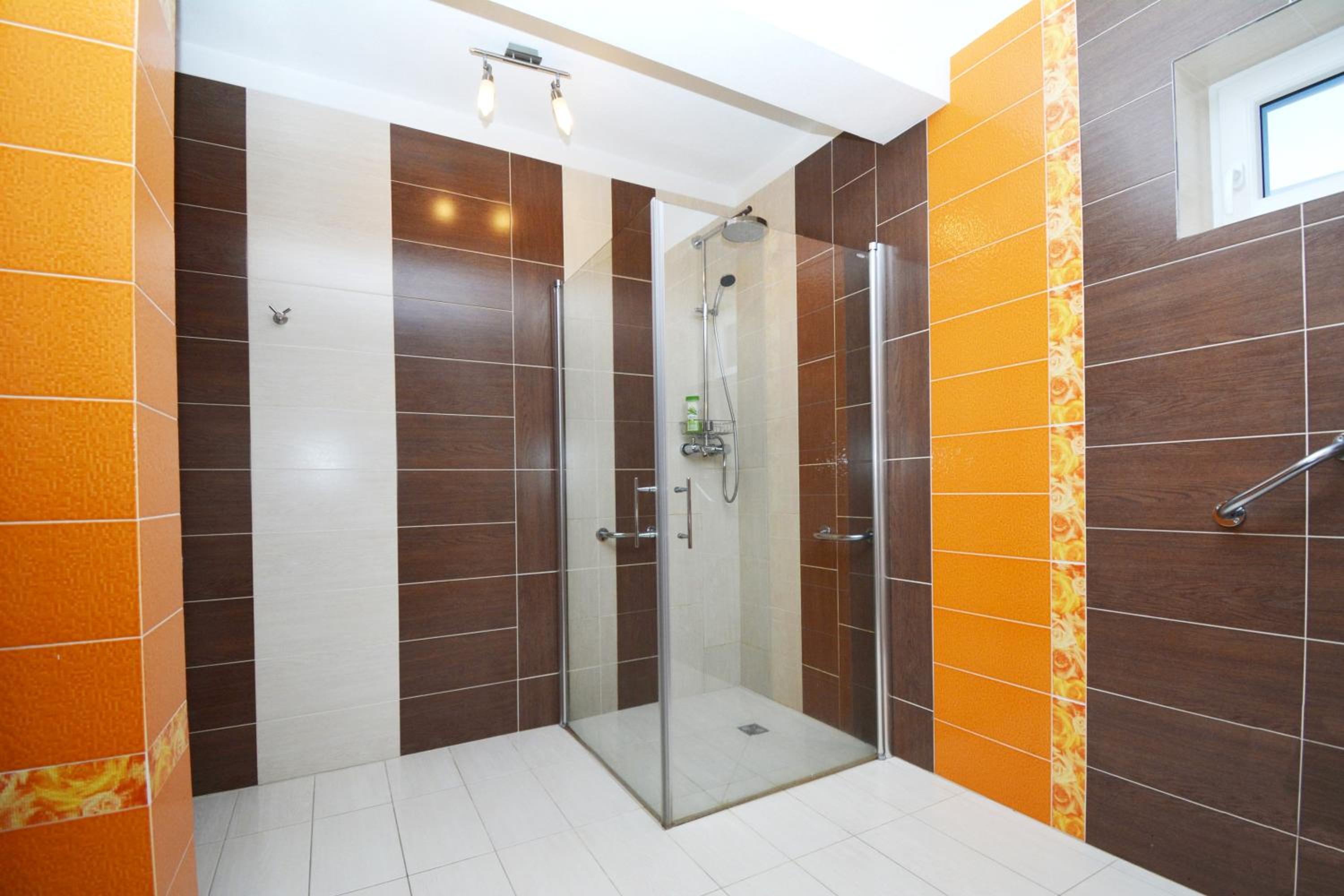 Spacious House with Enclosed Garden in Lomnice nad Luznici