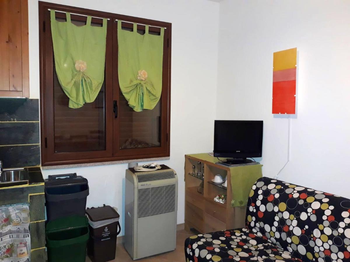 One bedroom house at Castelsardo 200 m away from the beach with sea view view 2