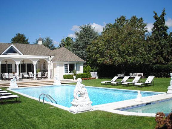 Villa Qadus - Luxury with pool view 4