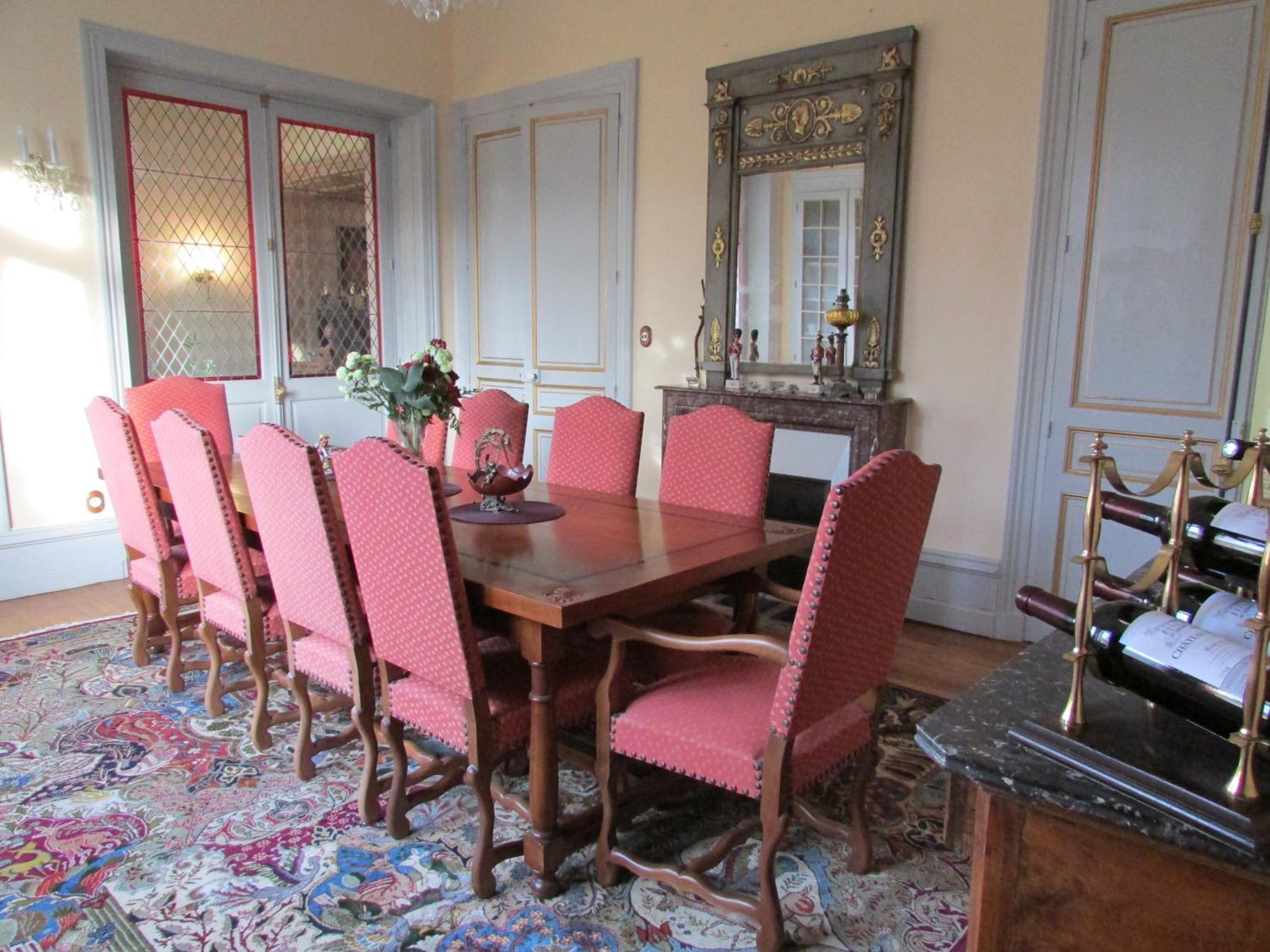 Chateau Lezat - Chambres d'Hotes et Table d'Hotes
