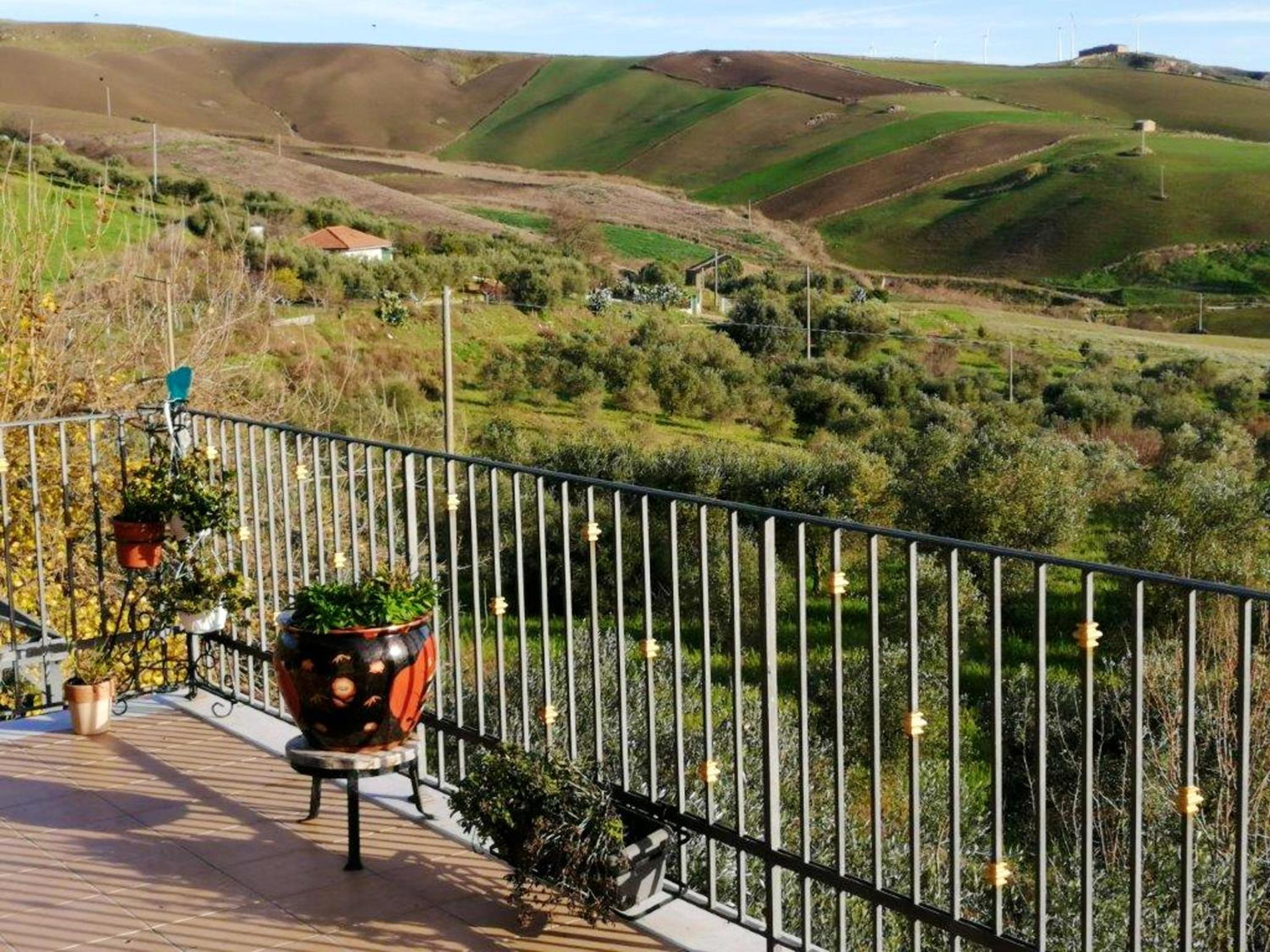 Cozy studio in Lercara Friddi with garden view 55 m² view 5