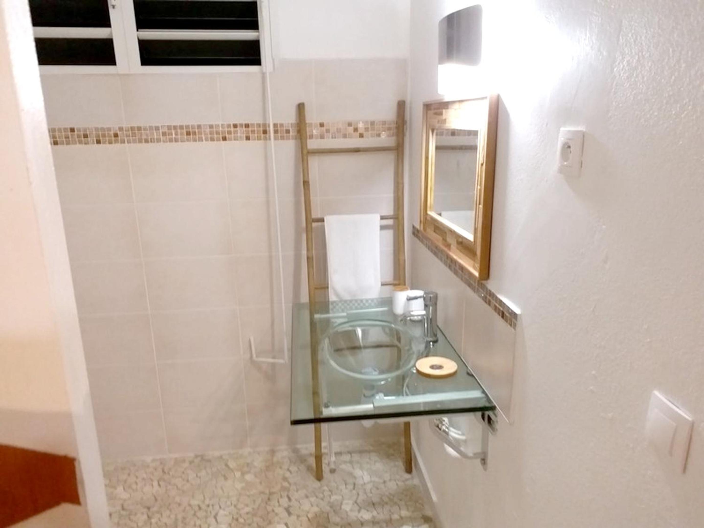 Appartement charmant avec vue sur jardin et montagne 46 m²