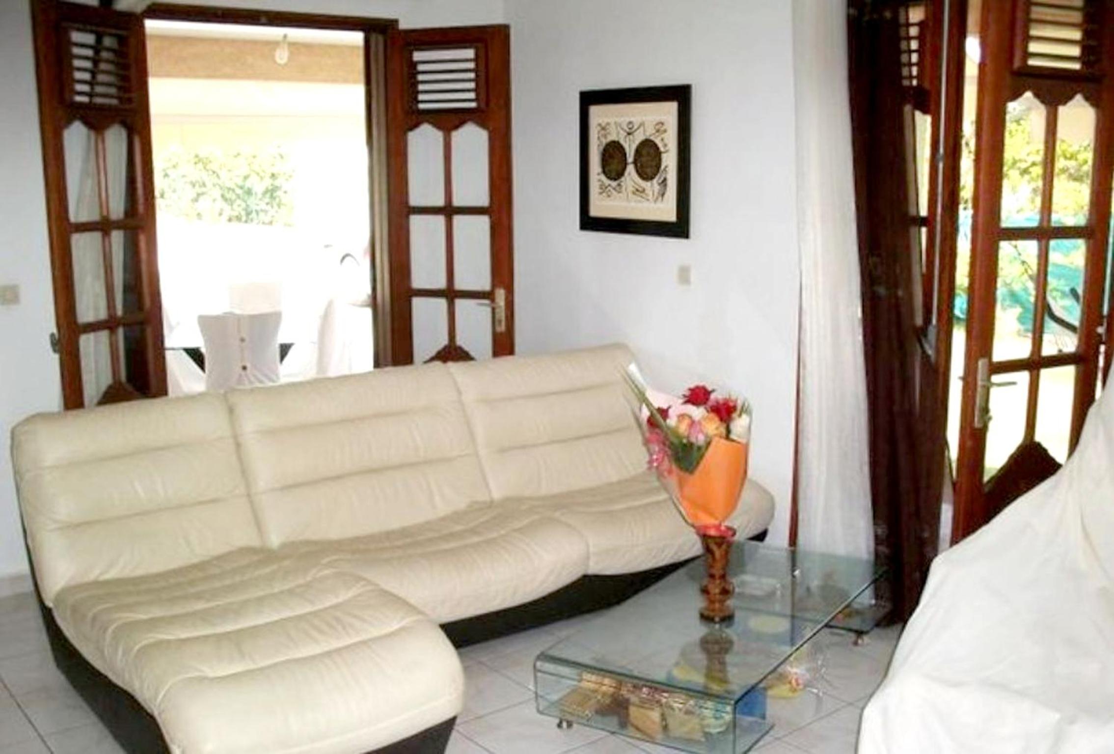 Villa enchanteur à Sainte-Anne avec jardin et piscine privée view 4