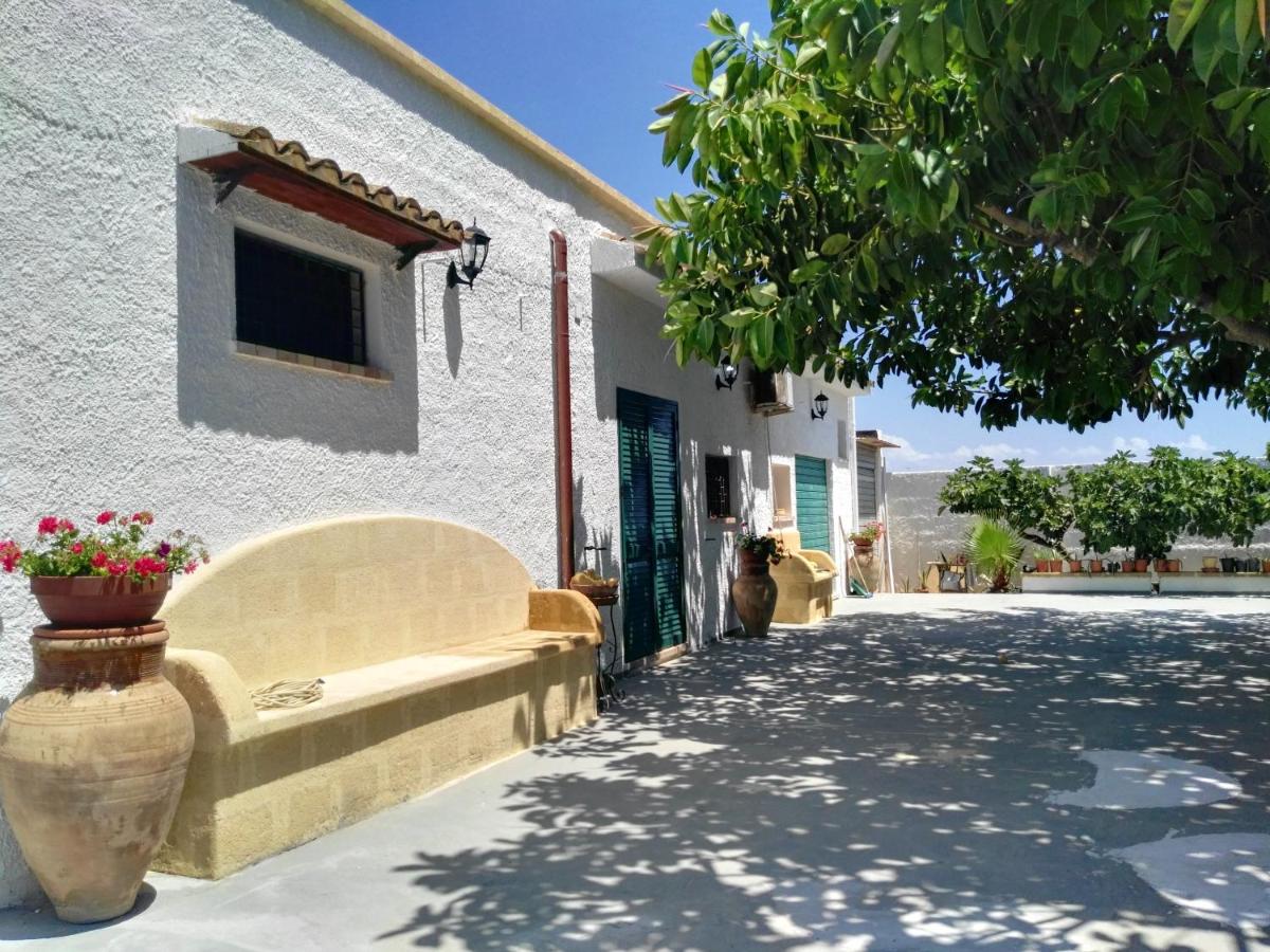 One bedroom appartement at Mazara del Vallo 500 m away from the beach with enclosed garden photo 2