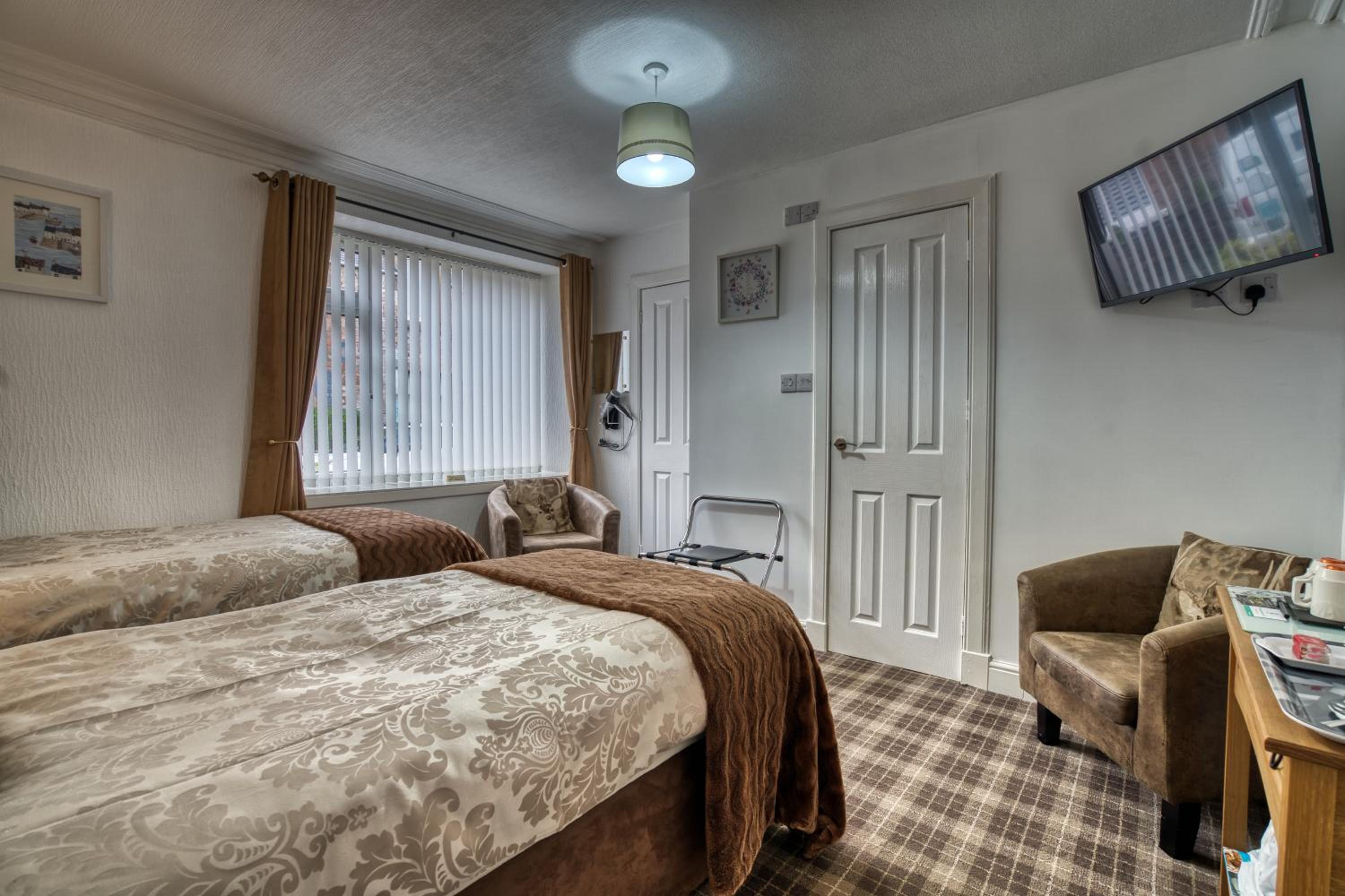 Pitfaranne Guest House