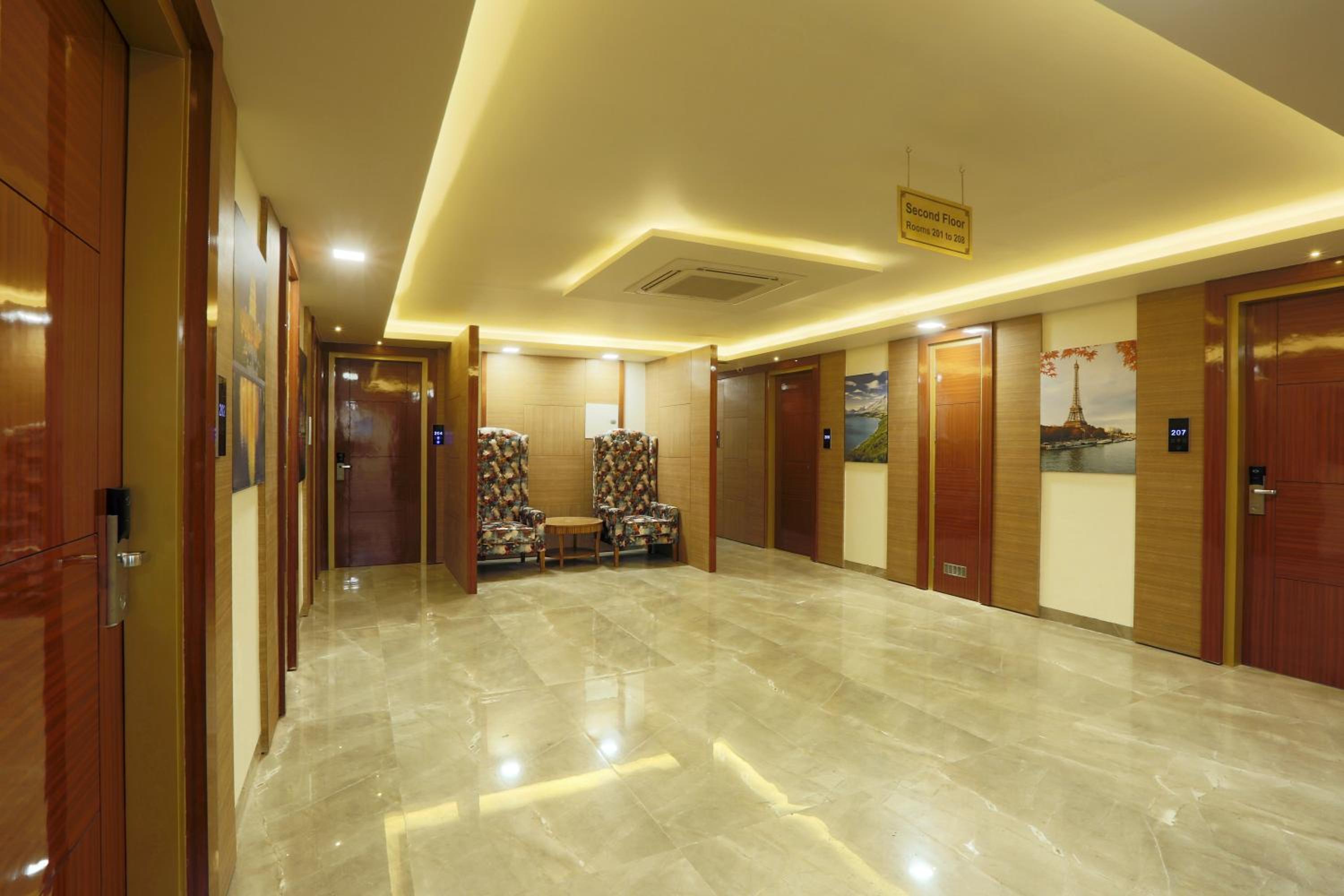 Gurgaon Vacations - Hotel Omega - Gurgaon Central, Sec 45 - Property Image 1