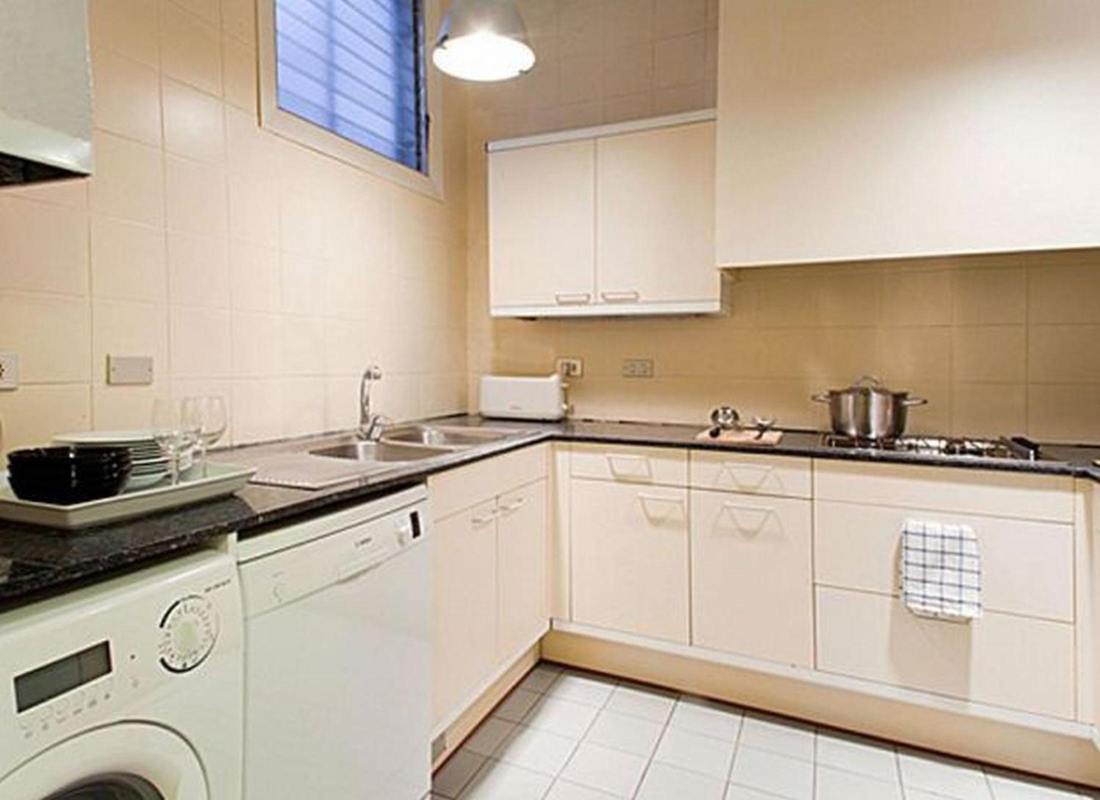 BizFlats Eixample Apartments