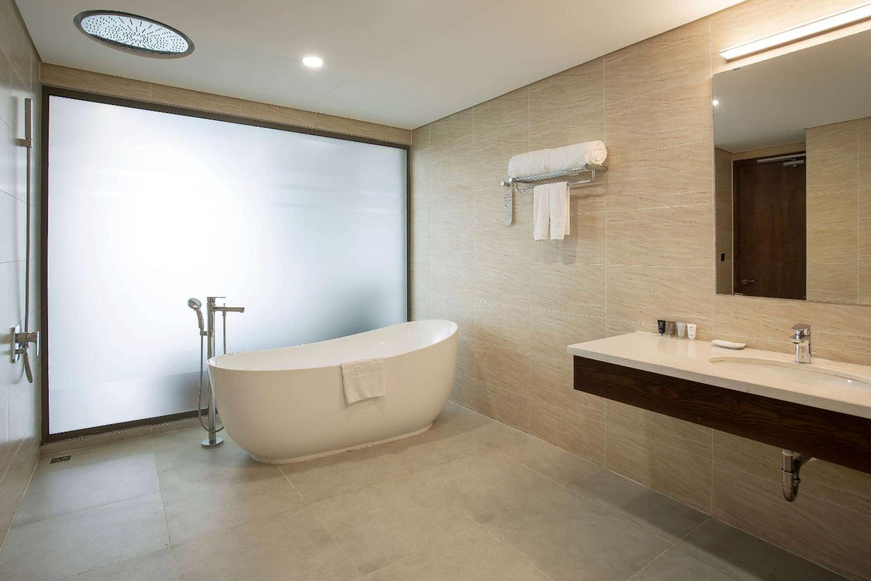 Flamingo Dai Lai Resort Managed by Flamingo Hotels & Resorts