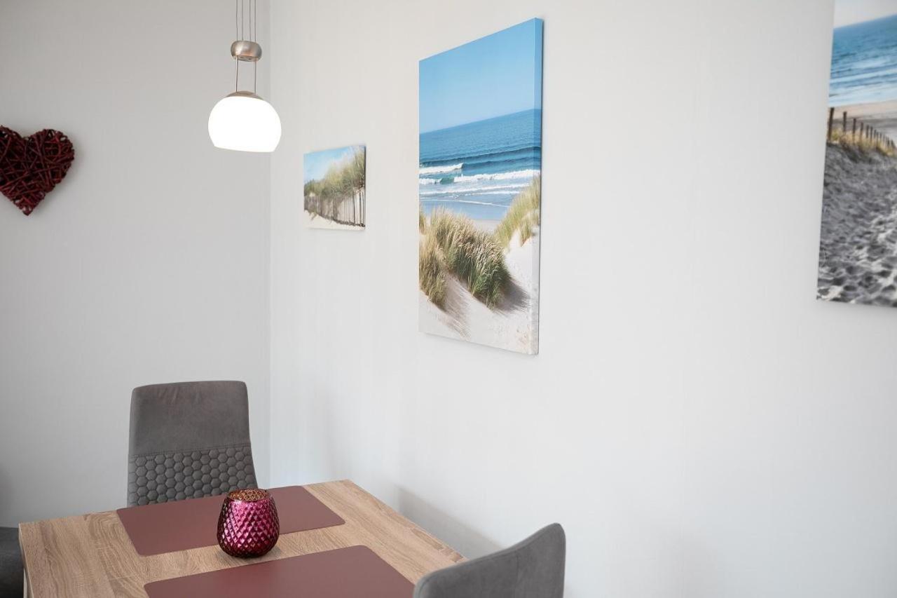 Strandfein en Scharbeutz — dining