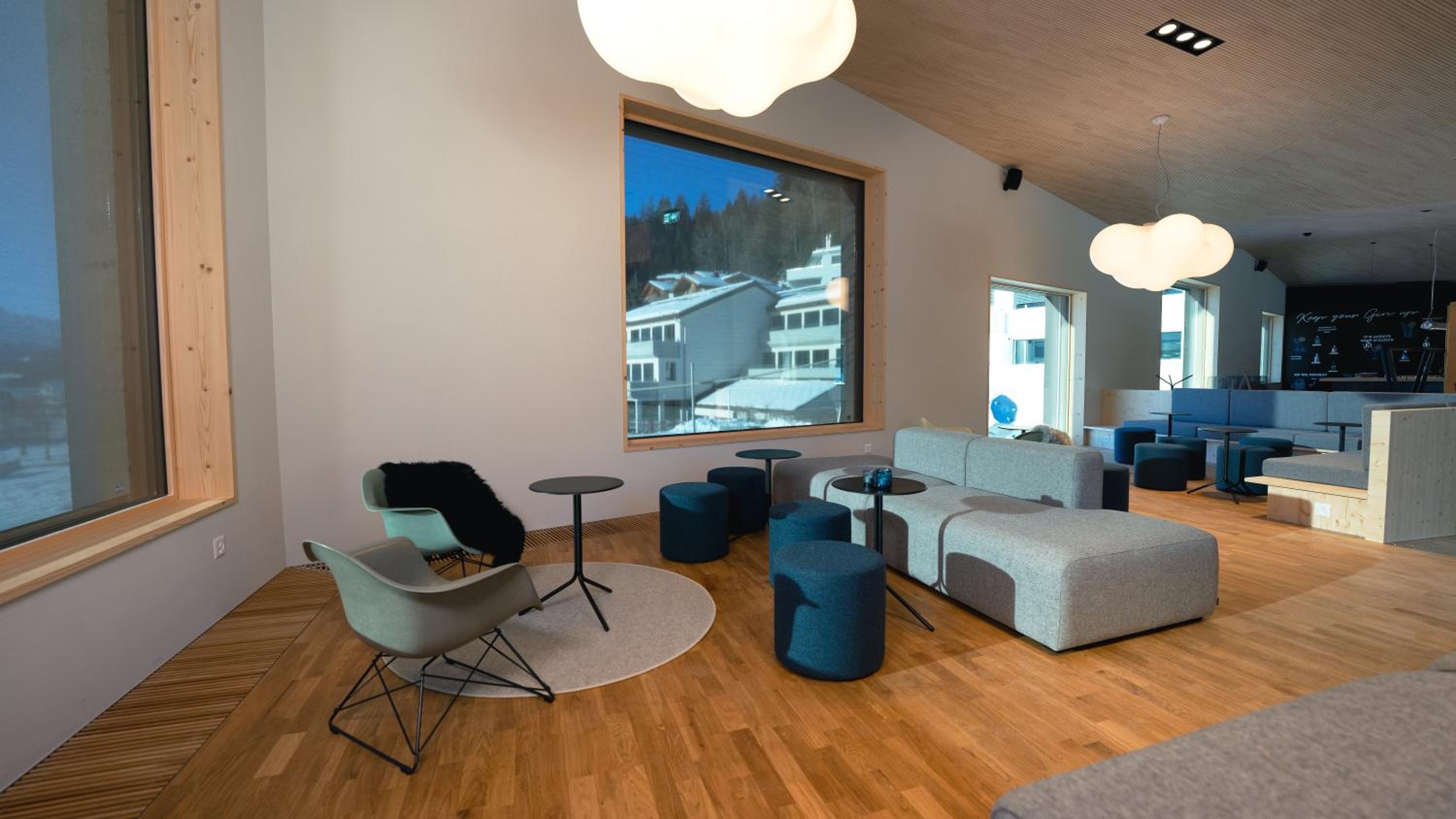 Laax wellnessHostel3000 view 2