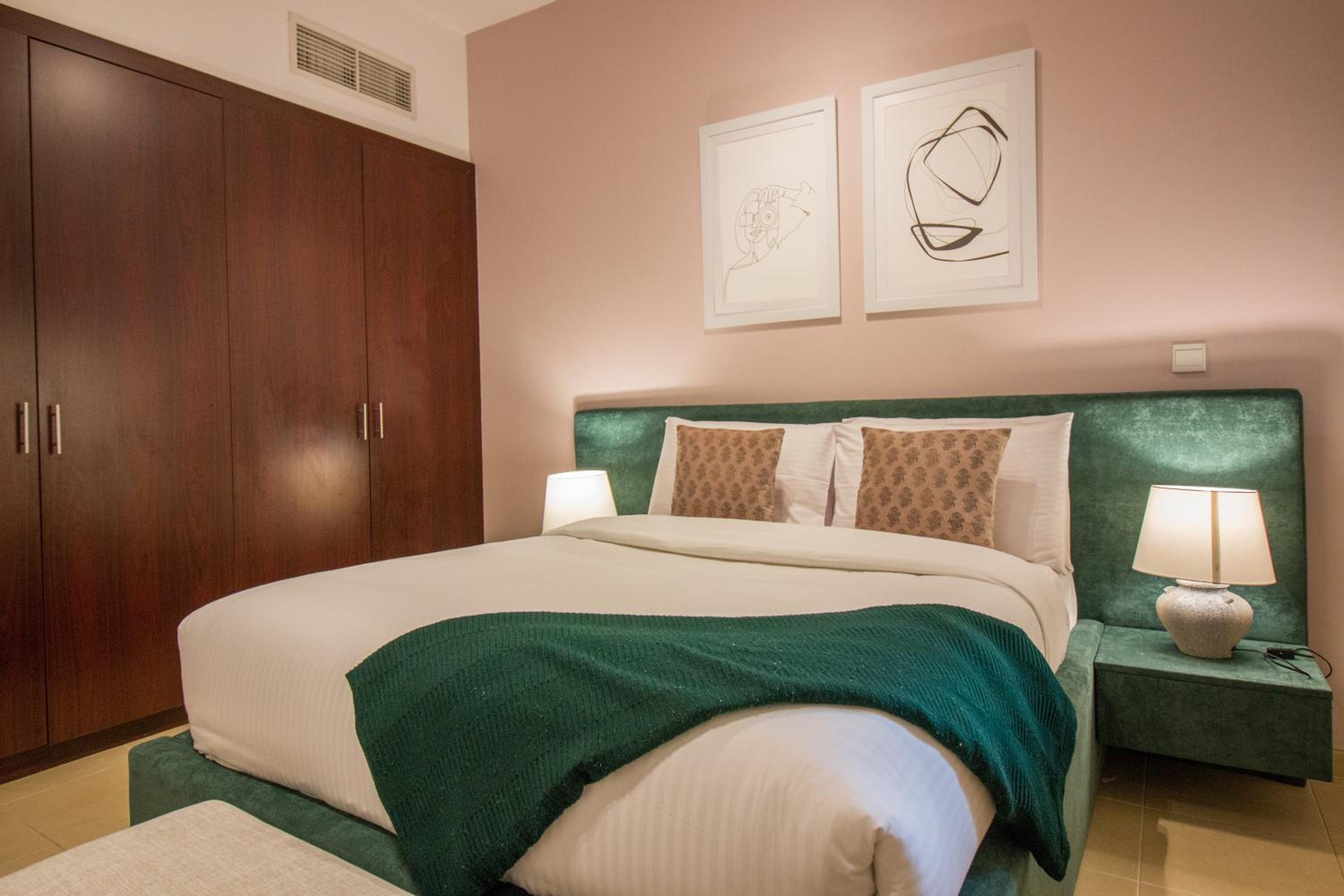 Premium 3BR! Partial Sea-View - Amwaj