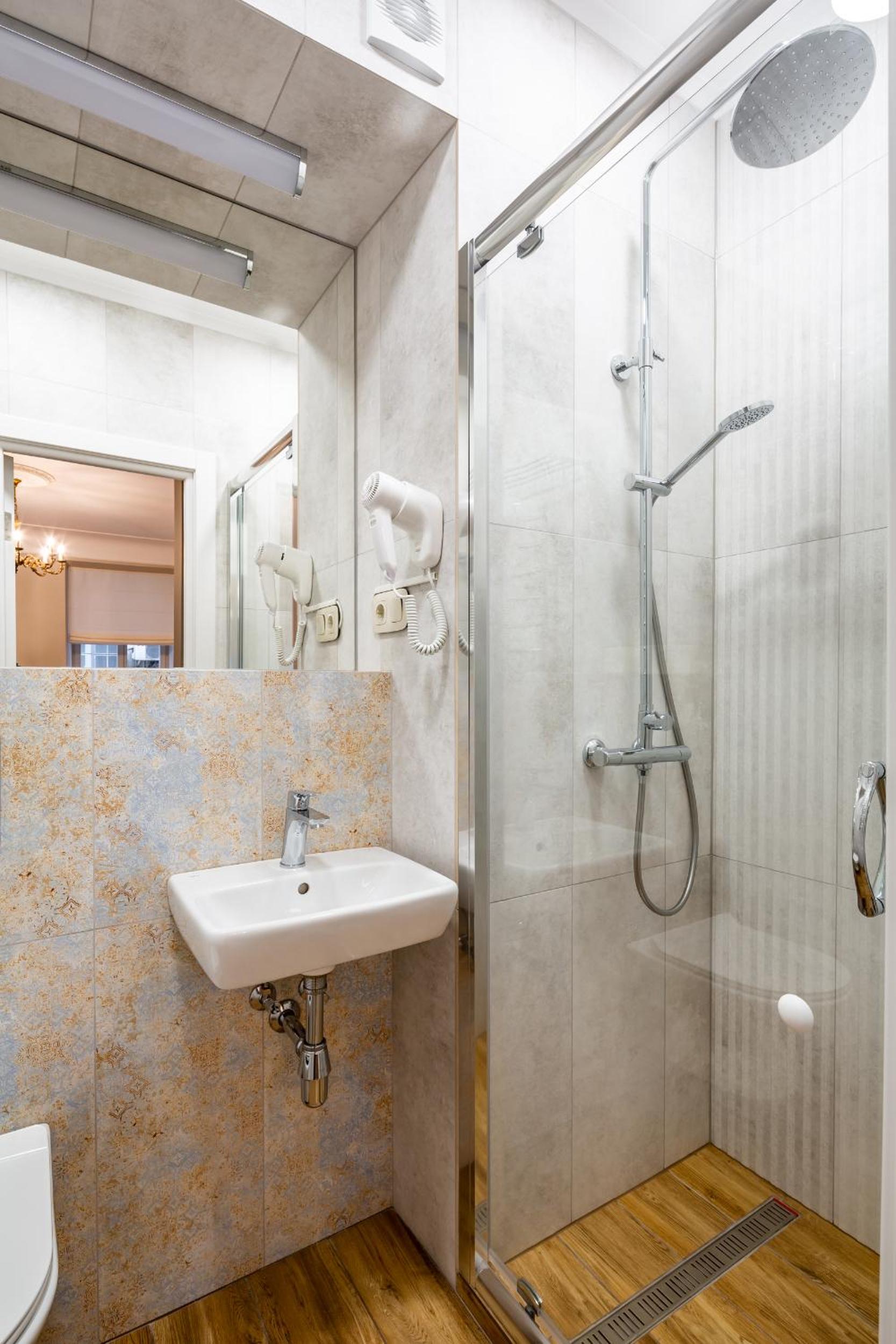 Romari apartment Площа Катедральна 8 view 4