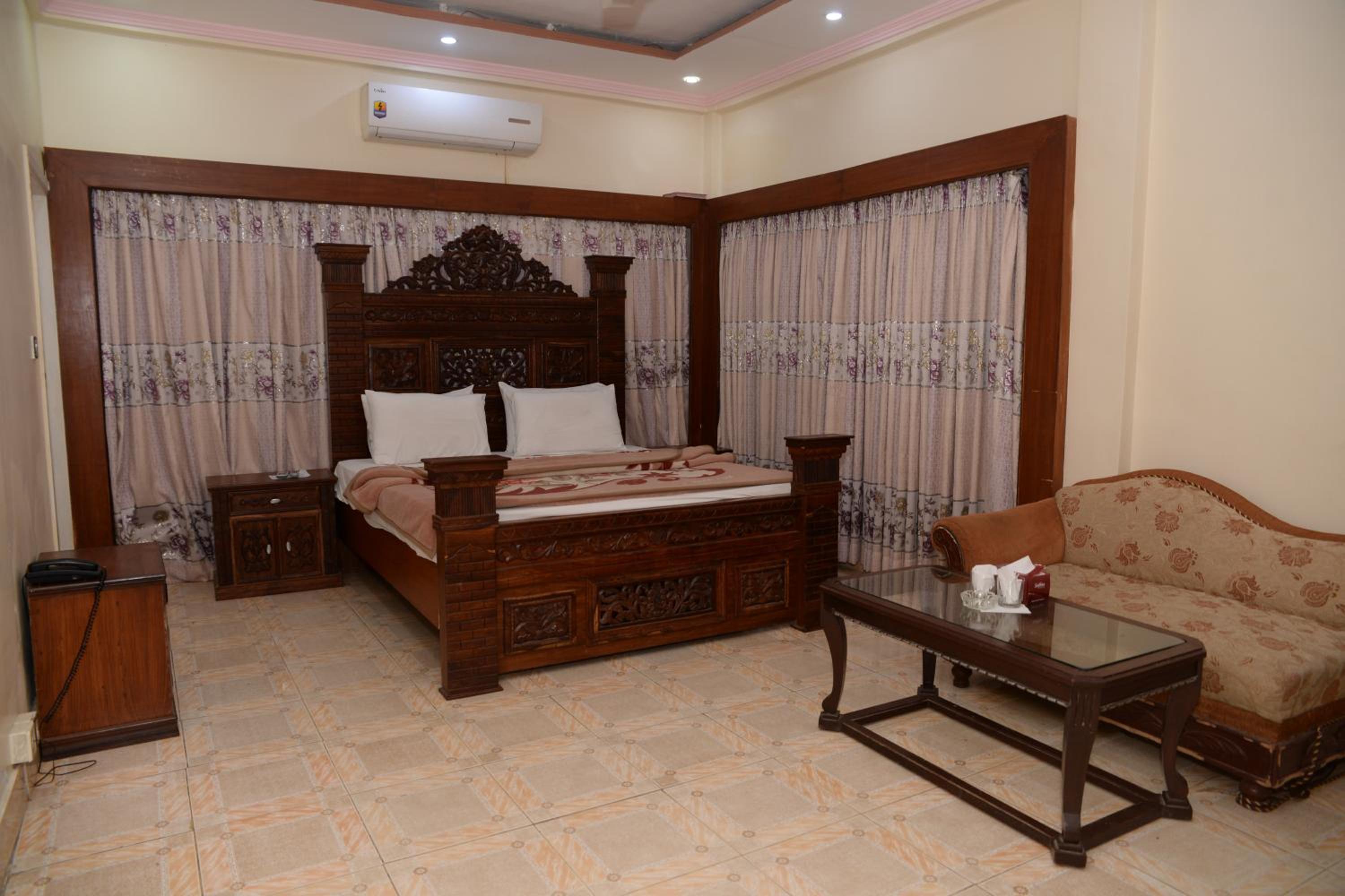 Stay Inn Guest House