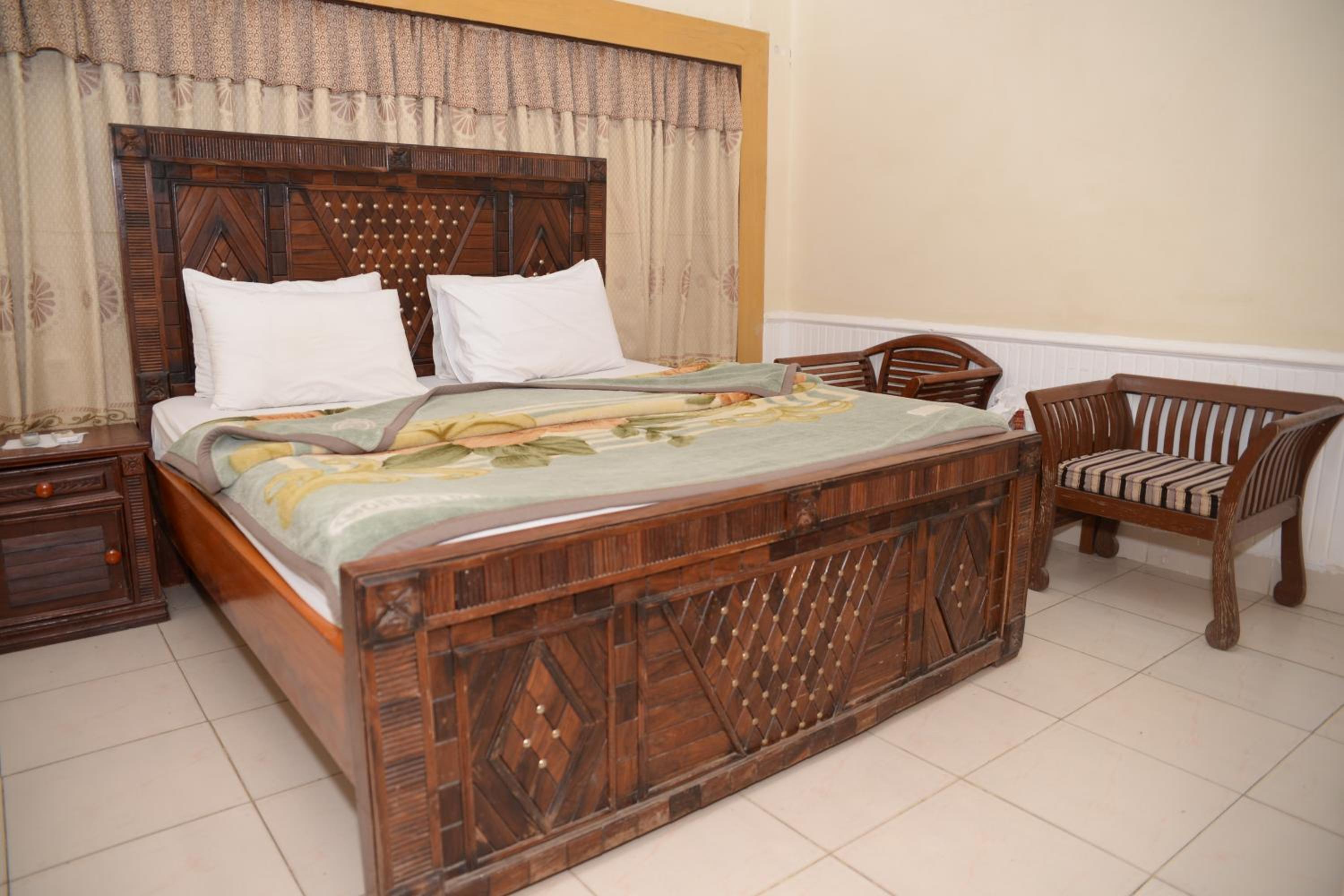 Stay Inn Guest House