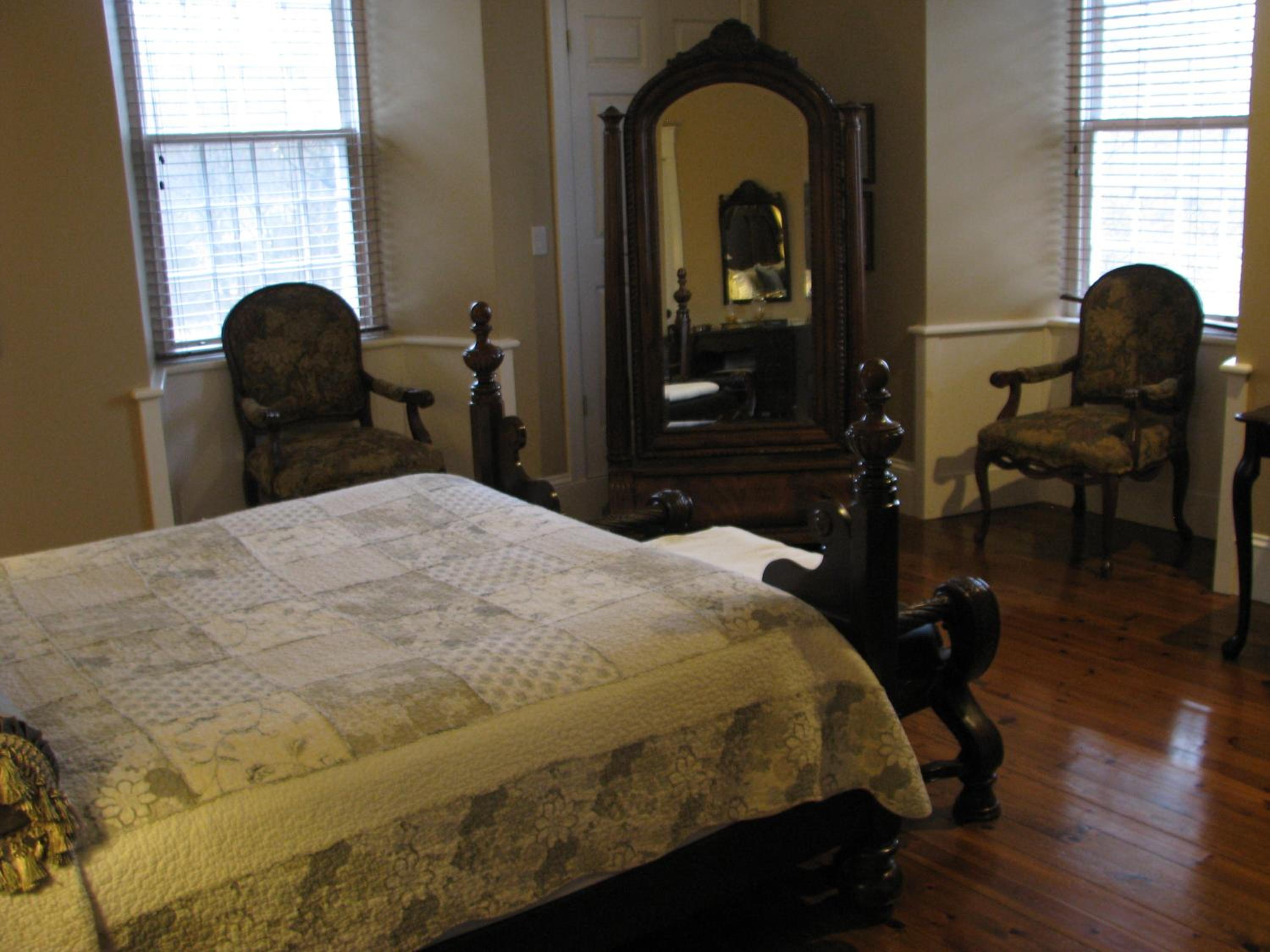 Clyde Hall Bed and Breakfast
