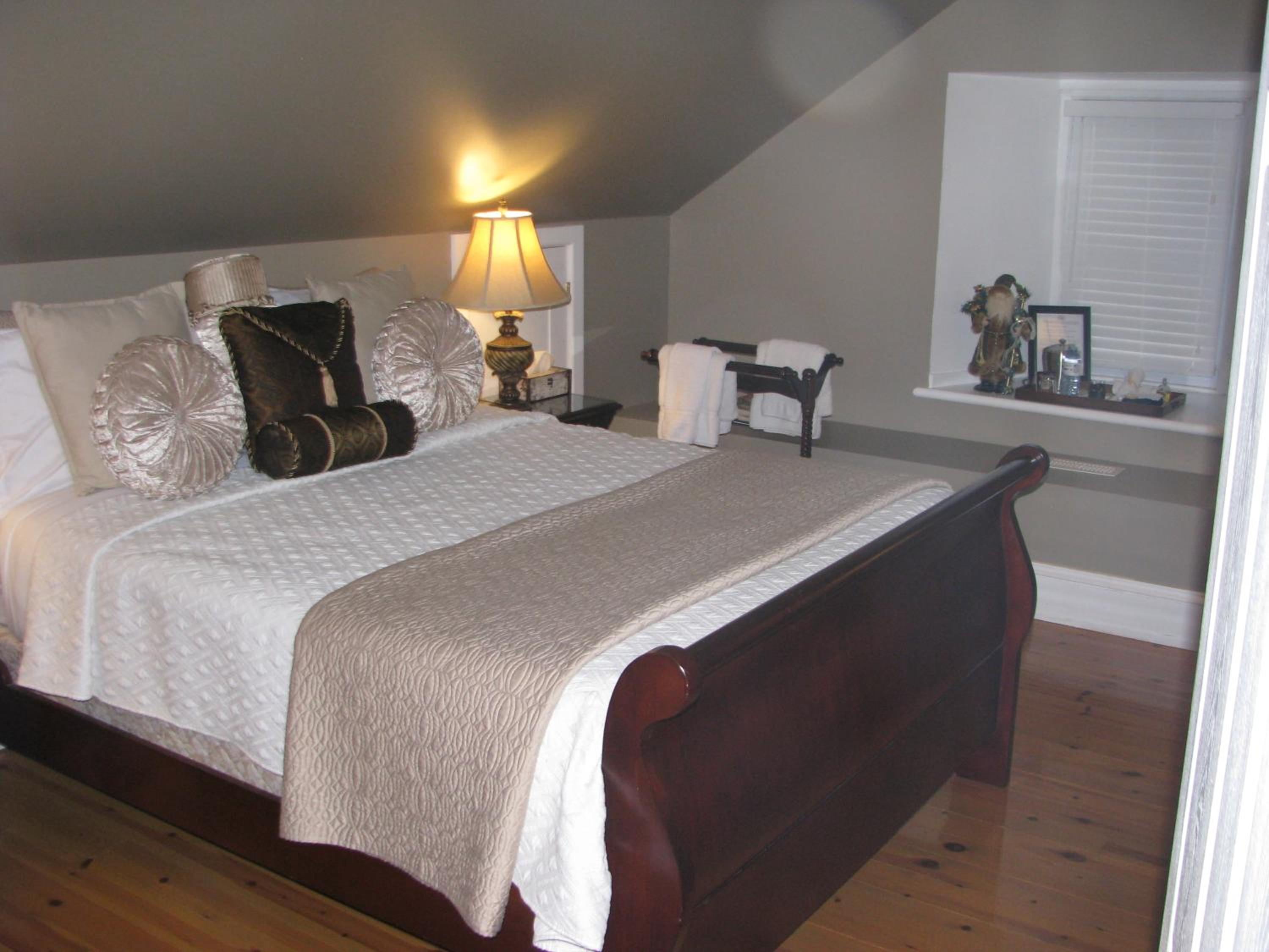 Clyde Hall Bed and Breakfast
