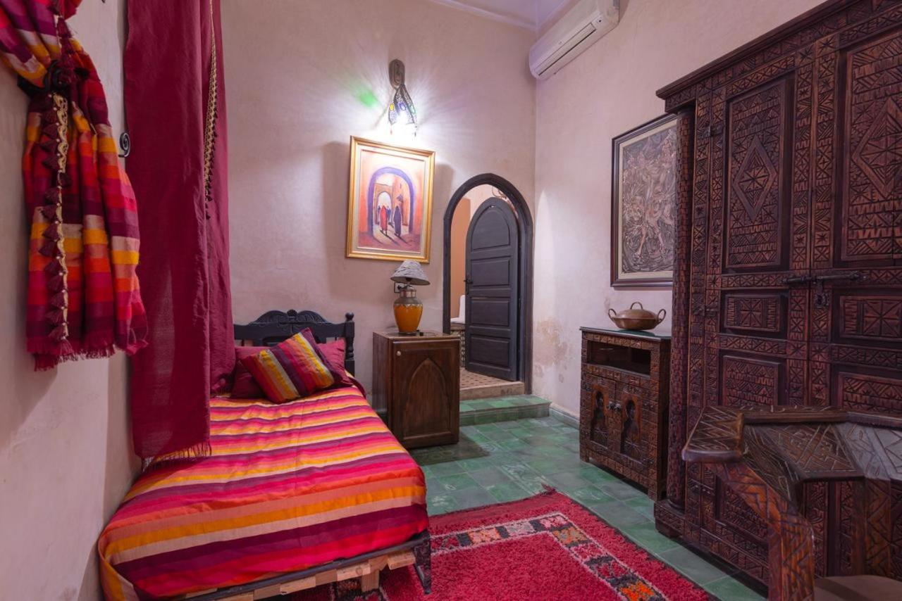 Riad Lalla Khiti