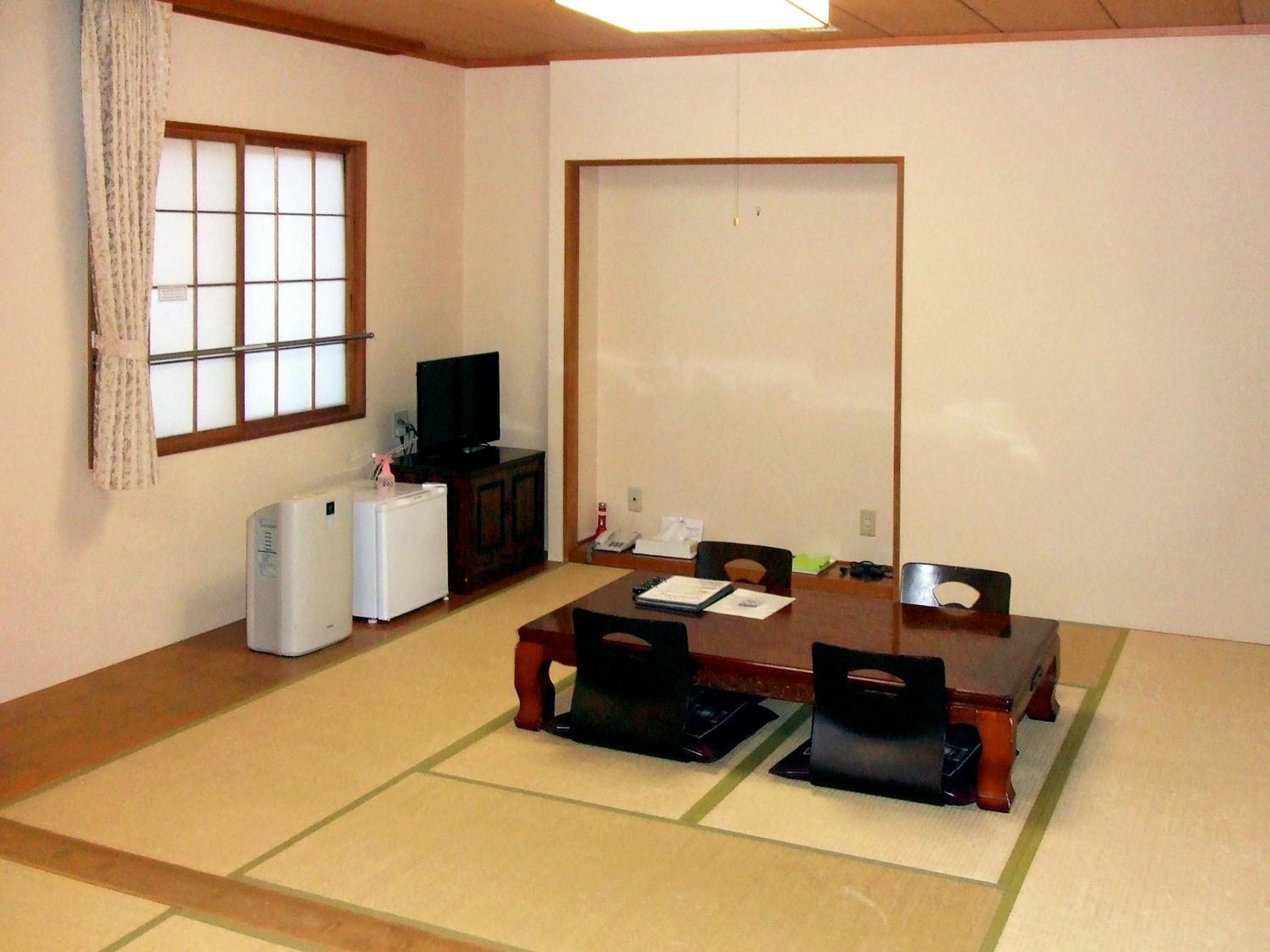 Photo 33