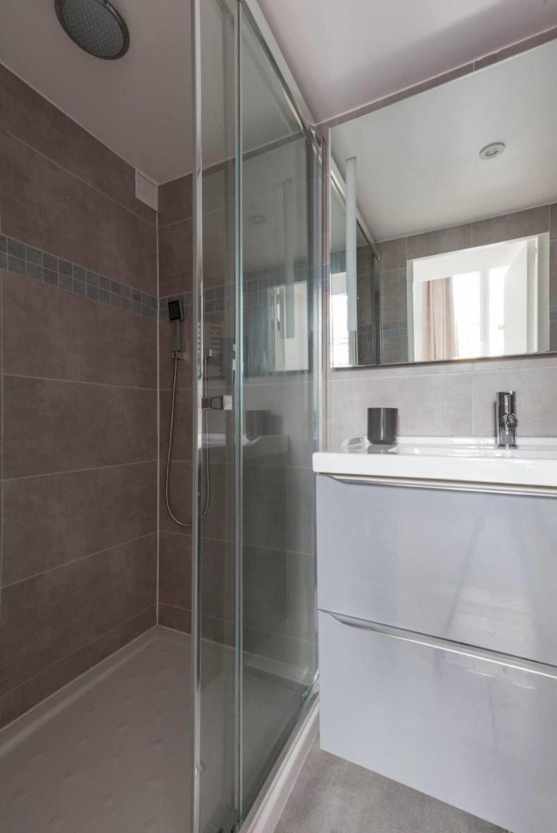 Paris center - Stylish Apt in Le Marais 4pax