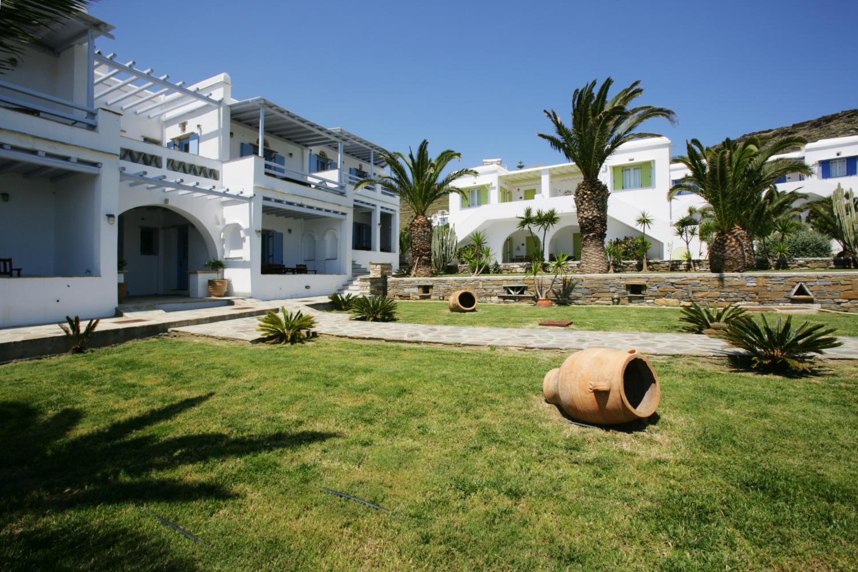 Hotel Porto Raphael Residences & Suites - Image 1