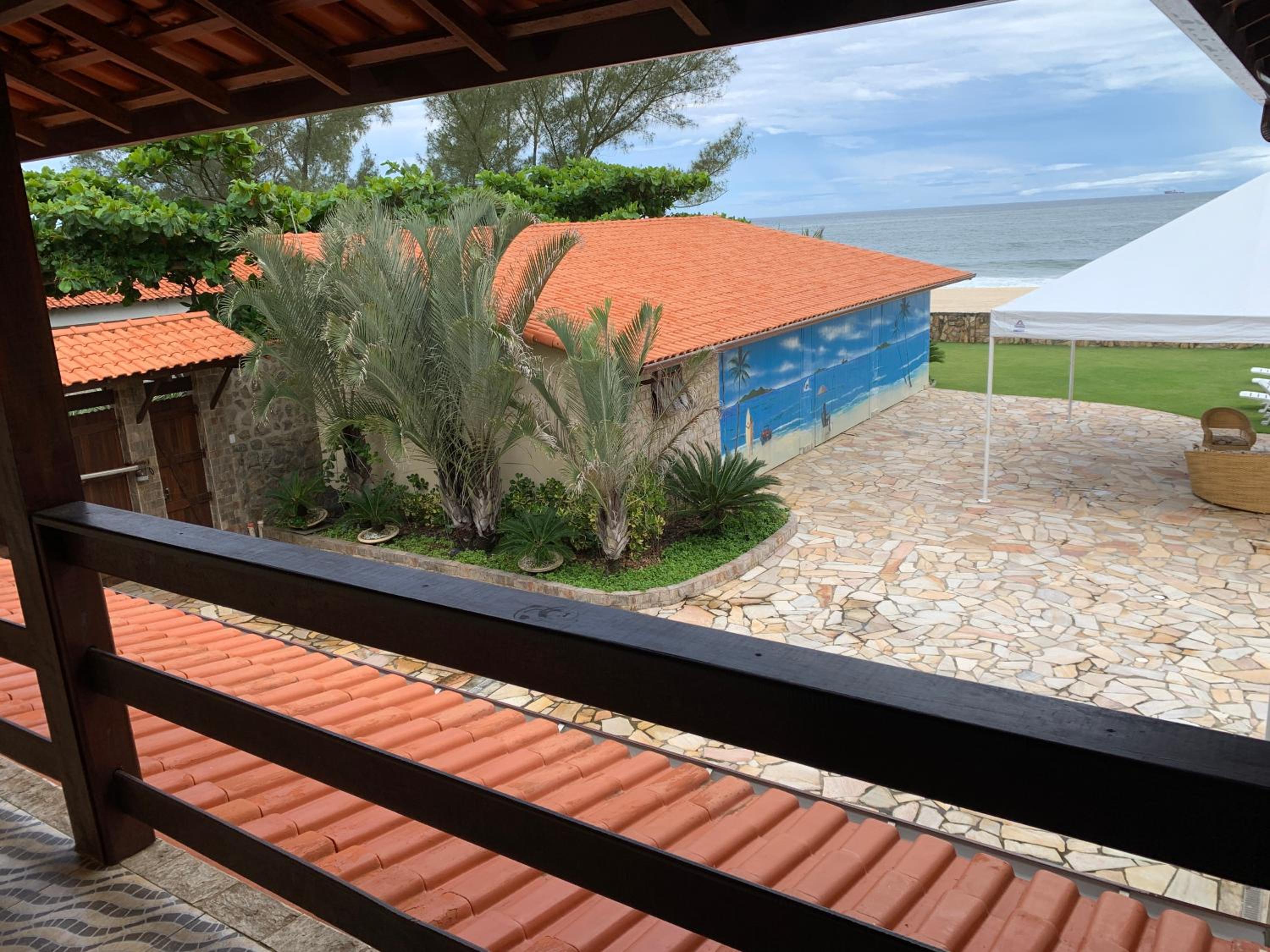 Black Point Beach Club