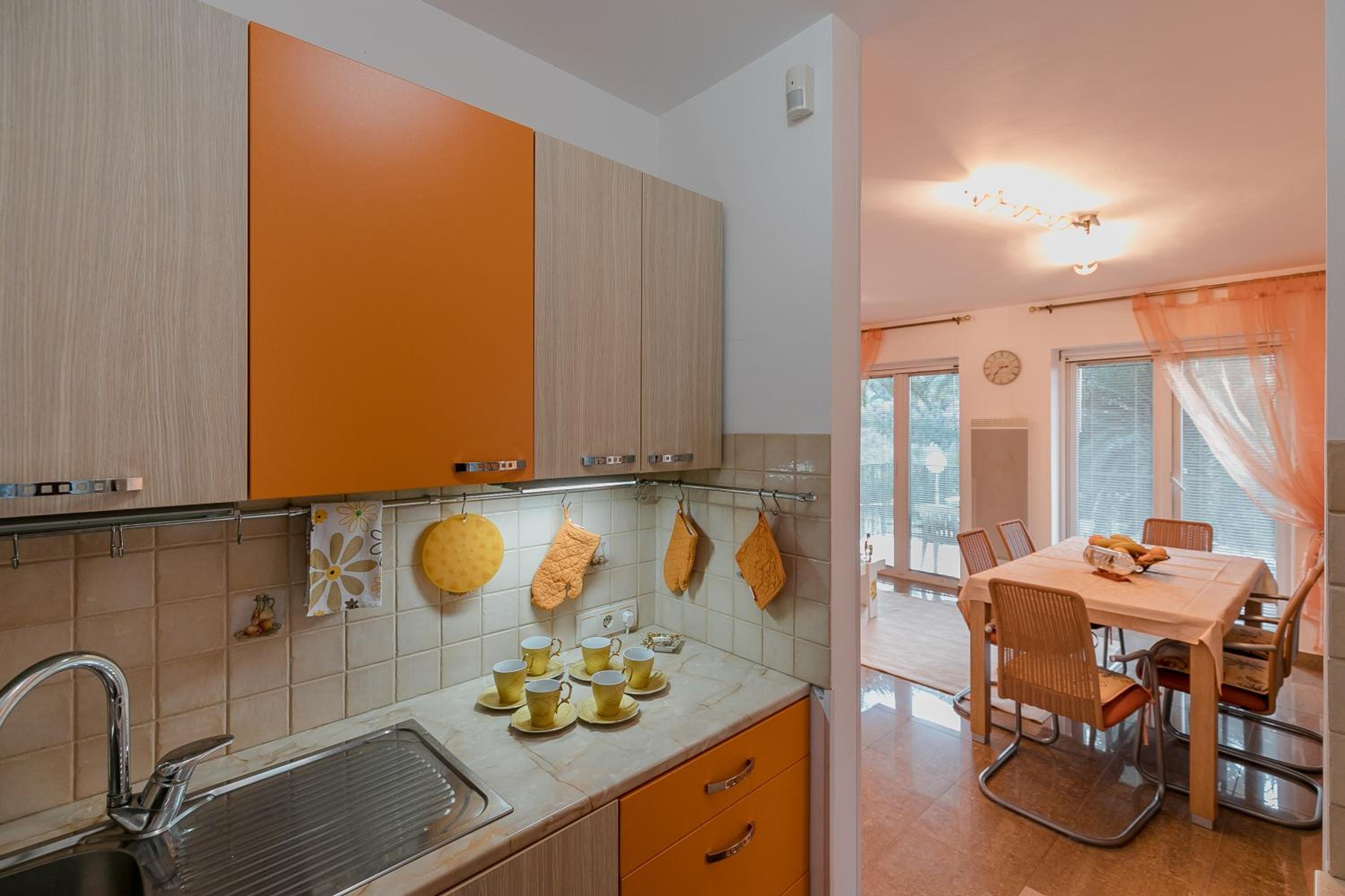 Palm Point Apartment