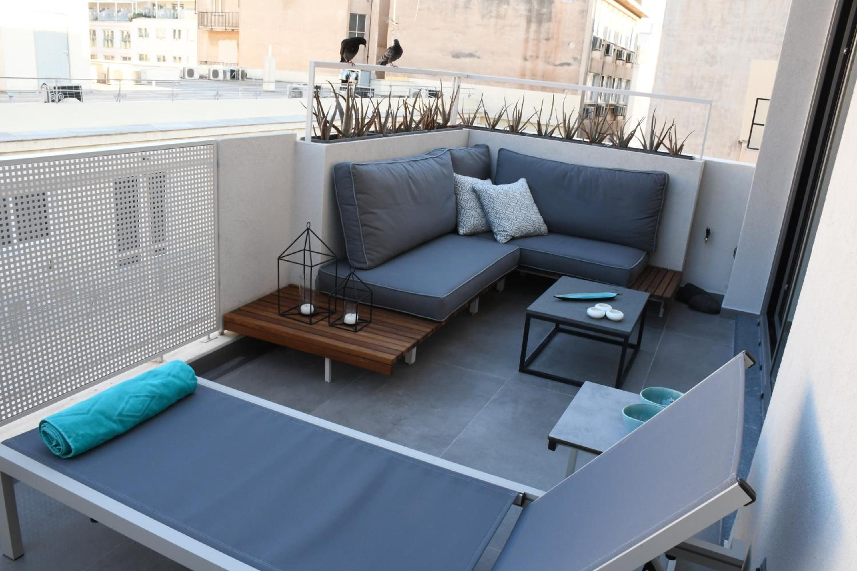 balance & terrace