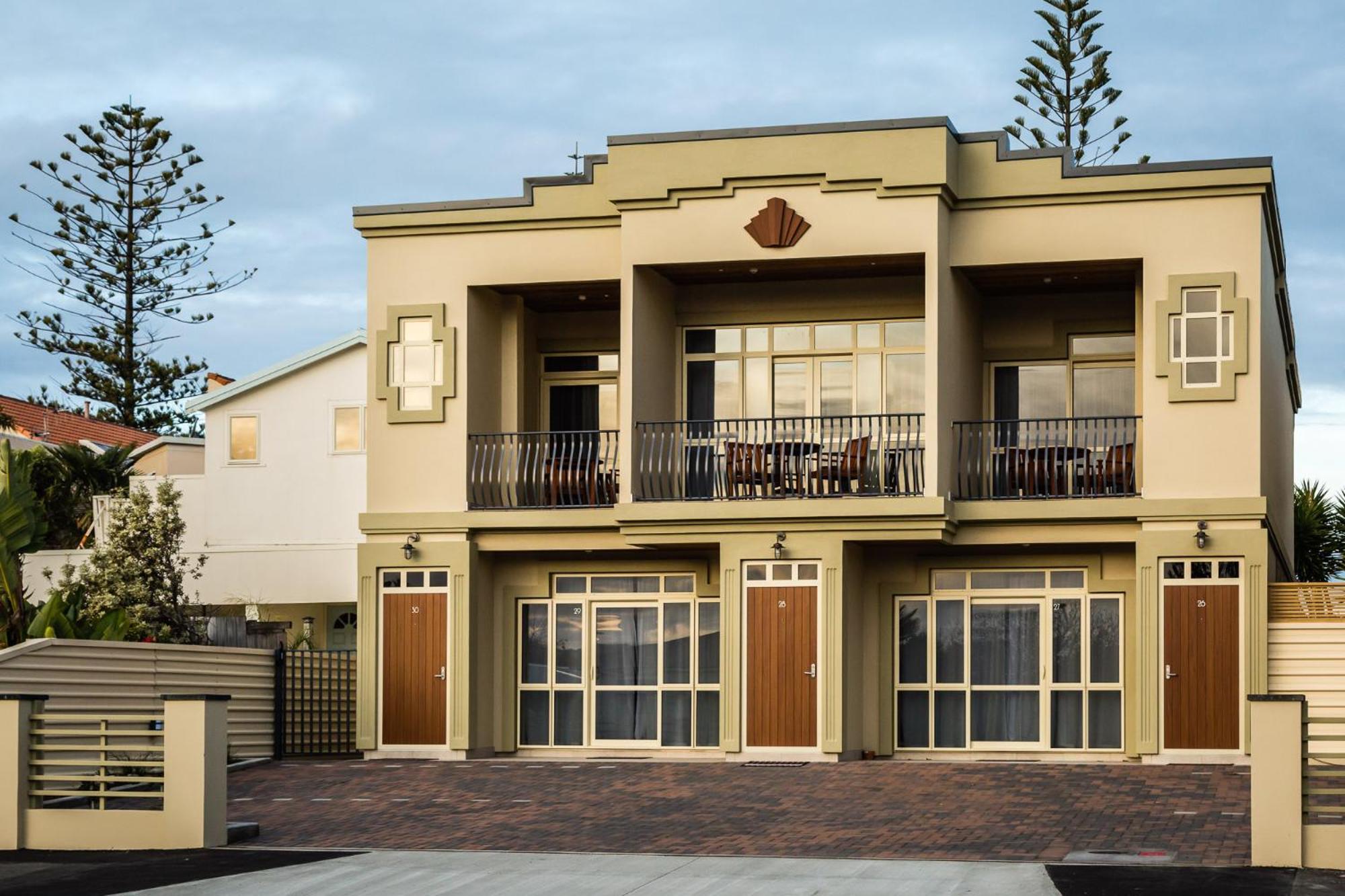 Pebble Beach Motor Inn