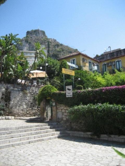 Photo 37