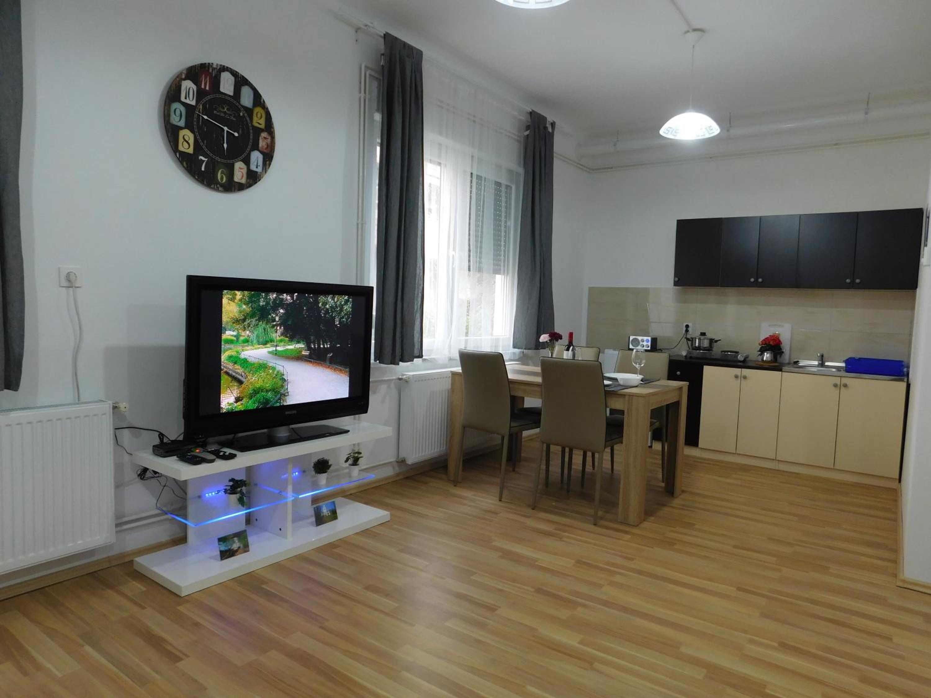 Photo 48
