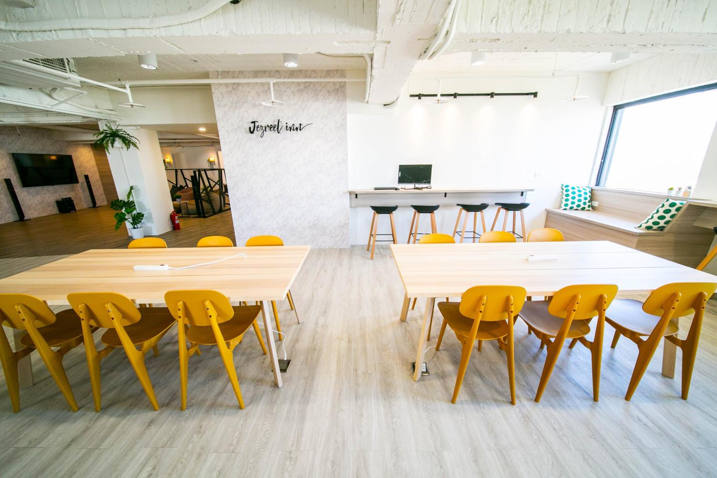 meeting & event spaces