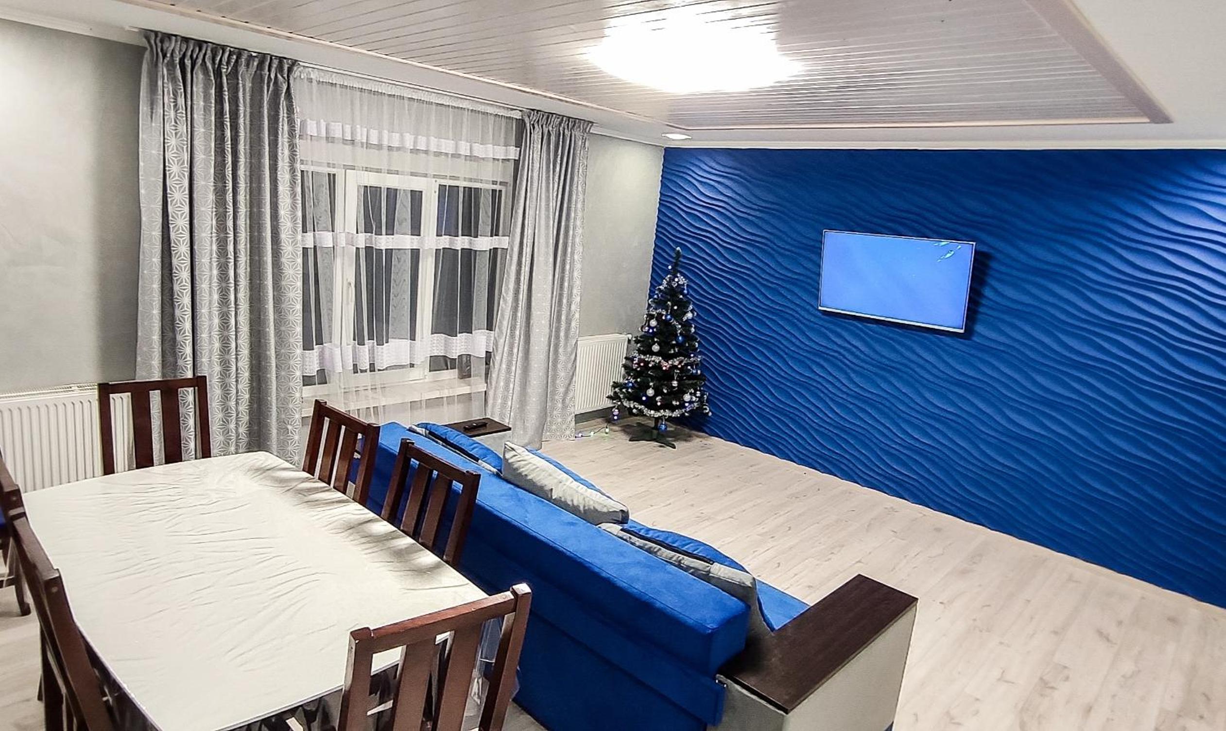 SOKIL HOUSE будинок з чаном та літнім басейном