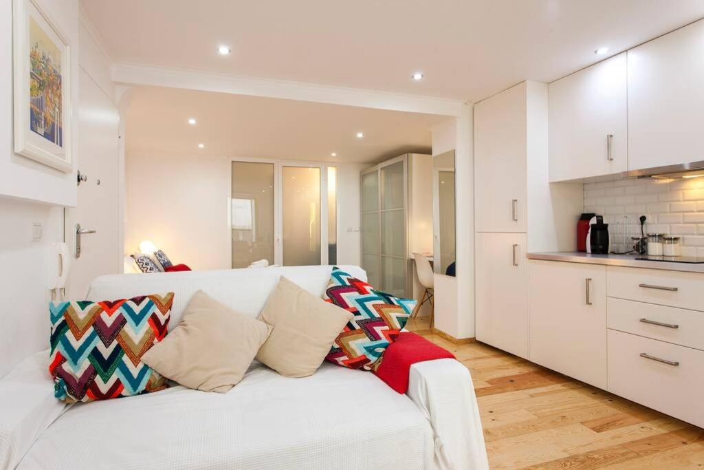 Charming Studio in Mouraria view 2