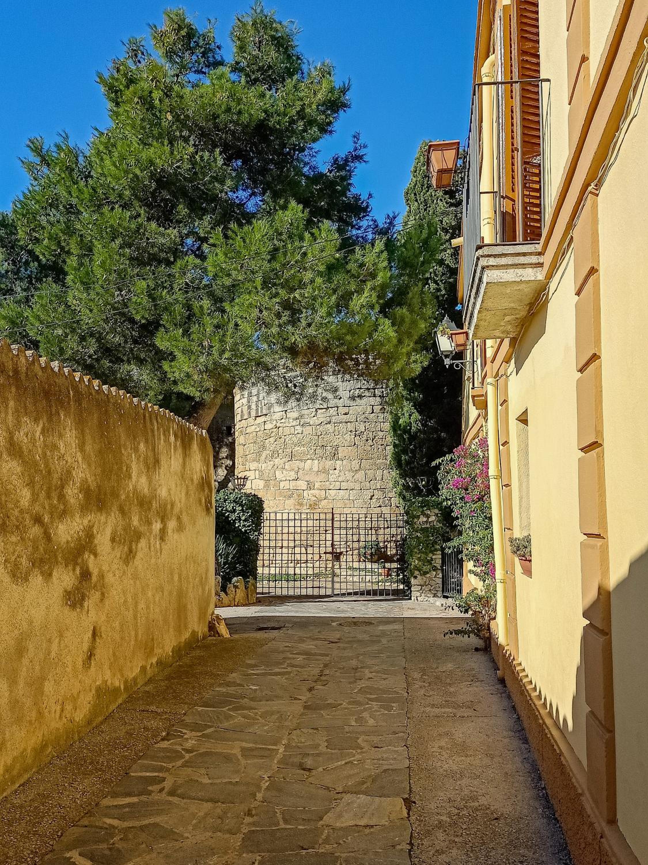 Cal Mestre Casa Rural view 2