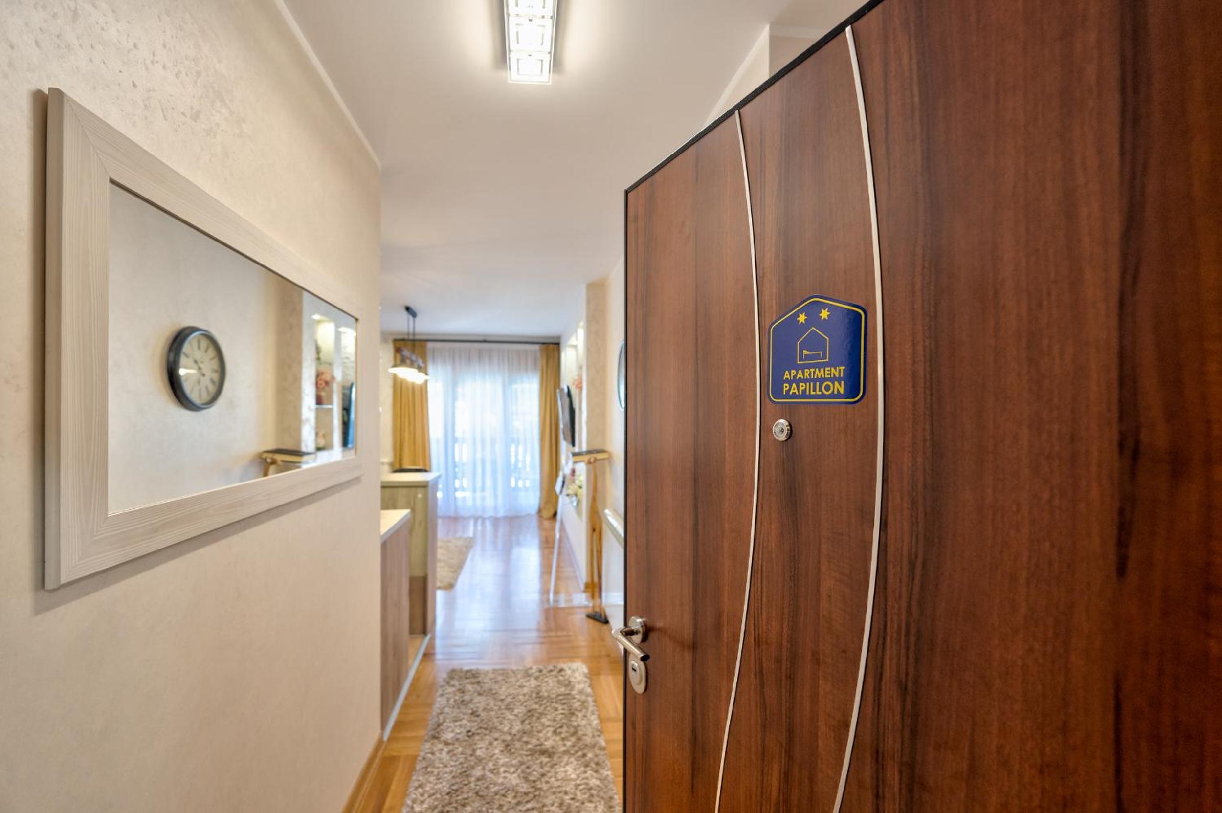 Apartment Papillon 2 view 3
