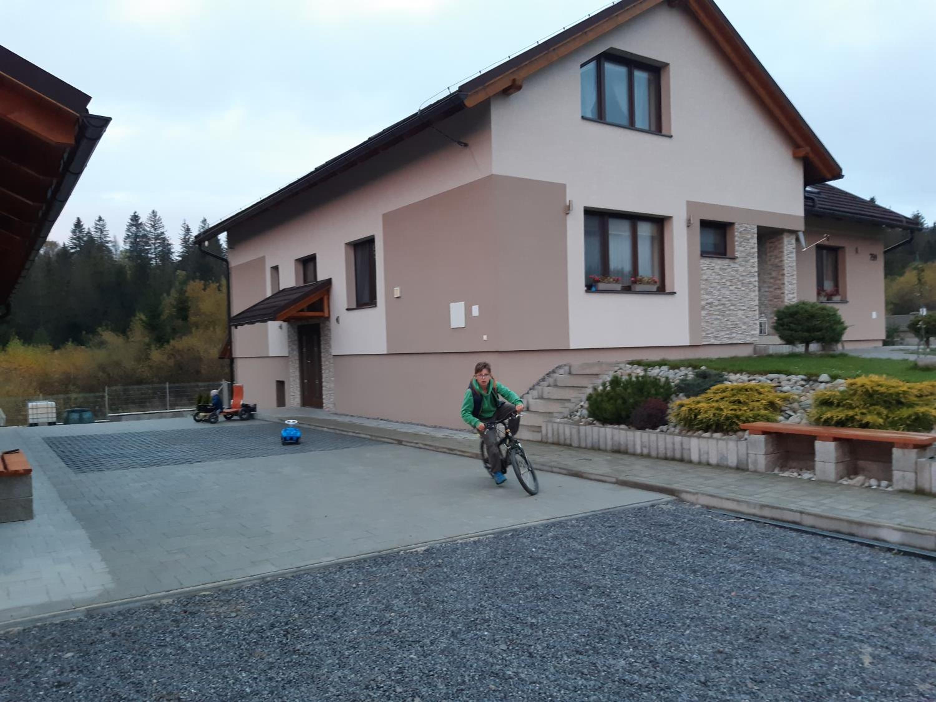 Photo 25