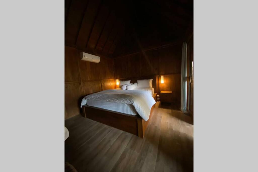 Dede House 3, 2 Bedrooms with Private pool view 3