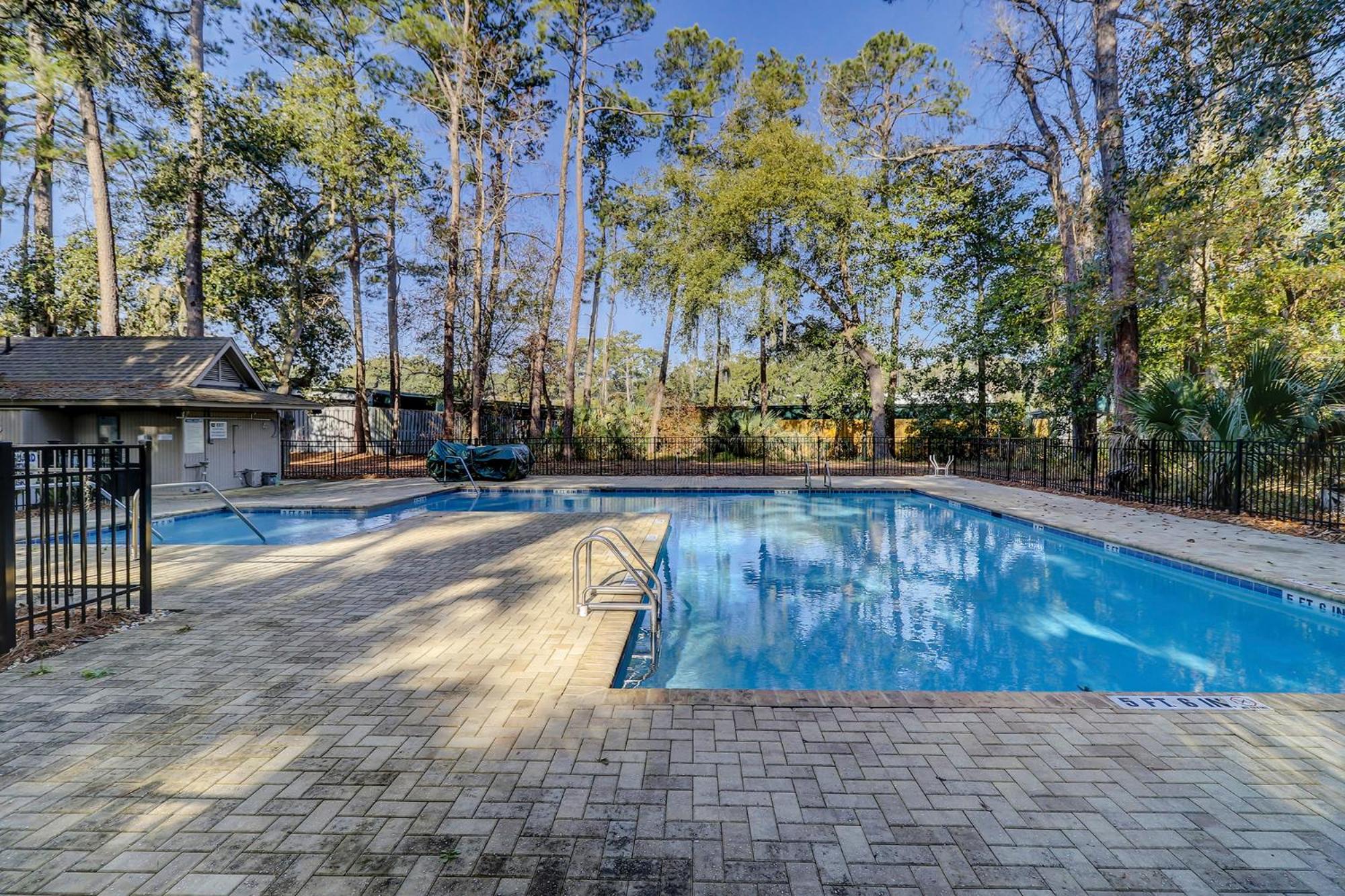 Pet Friendly New Kitchen & Baths, 3 Kings 2 Bunks 2 Twins Bikes & Beach Gear included view 2