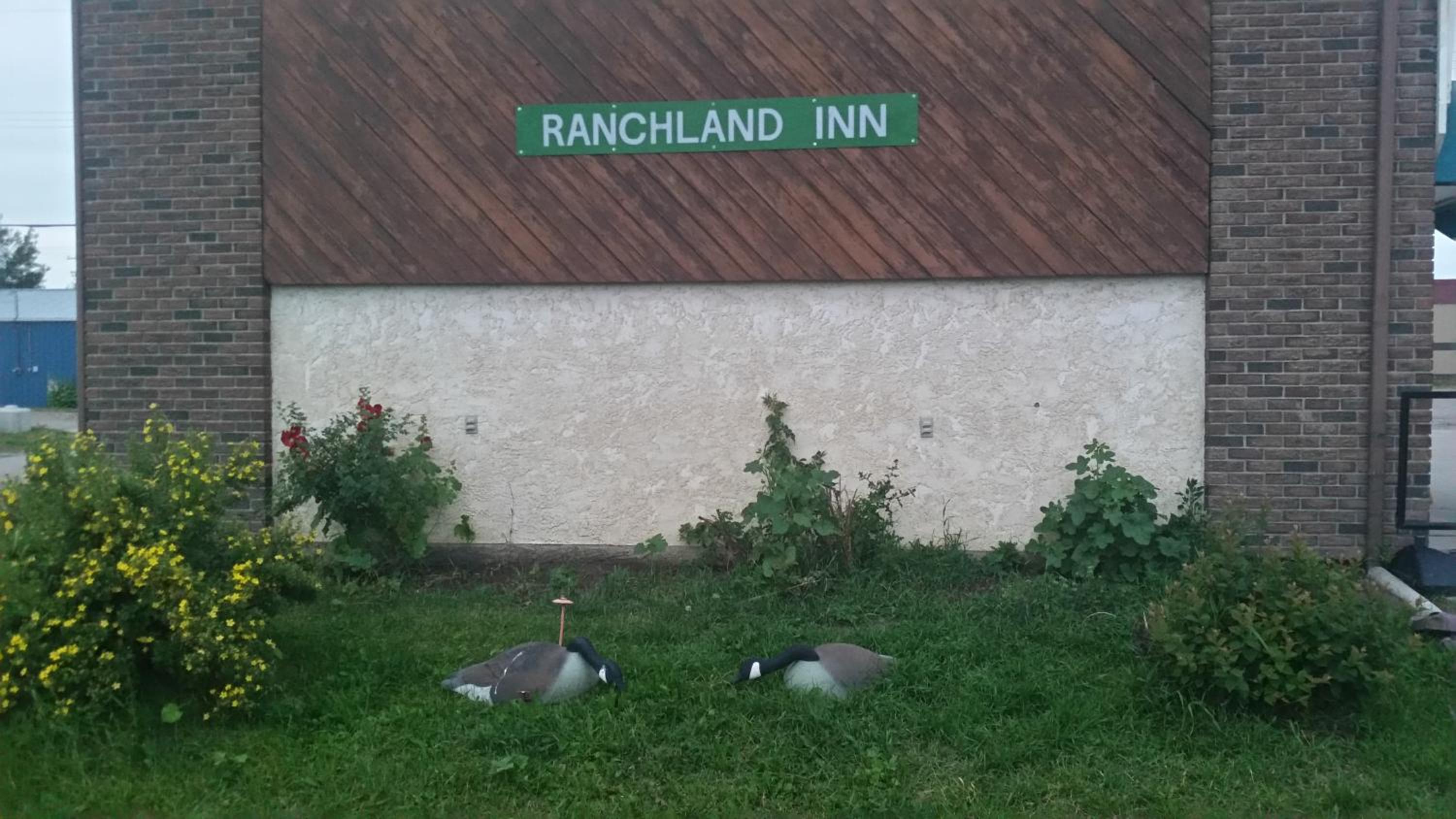 RANCHLAND Inn view 2