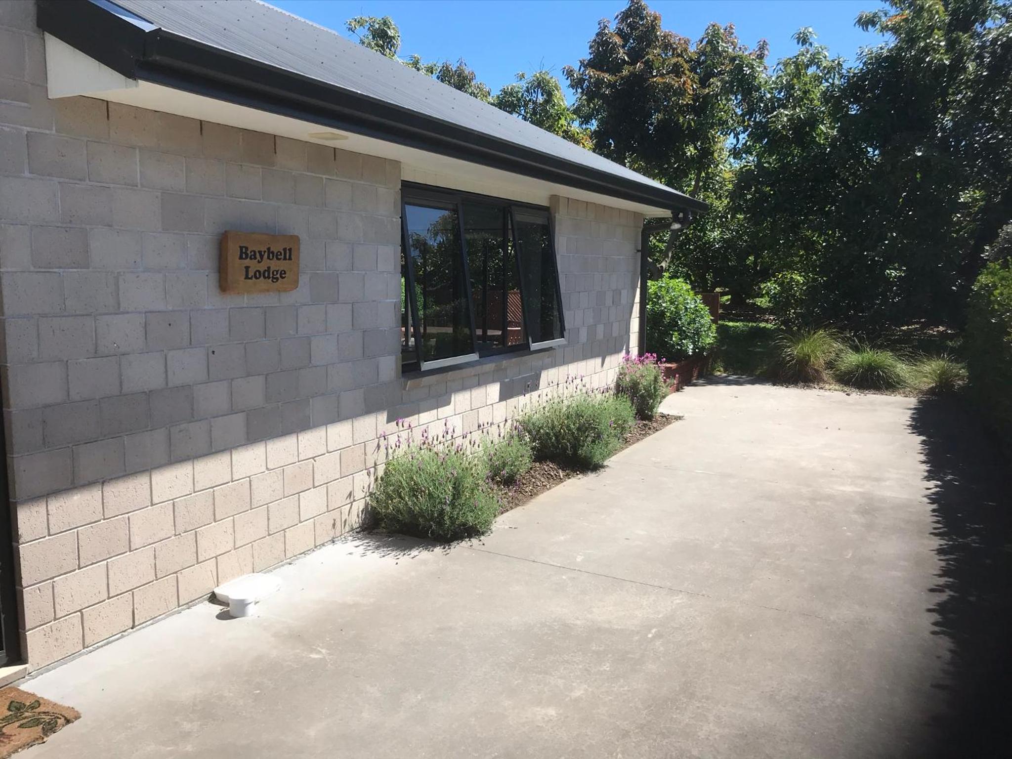 Hotel Baybell Lodge - Image 1