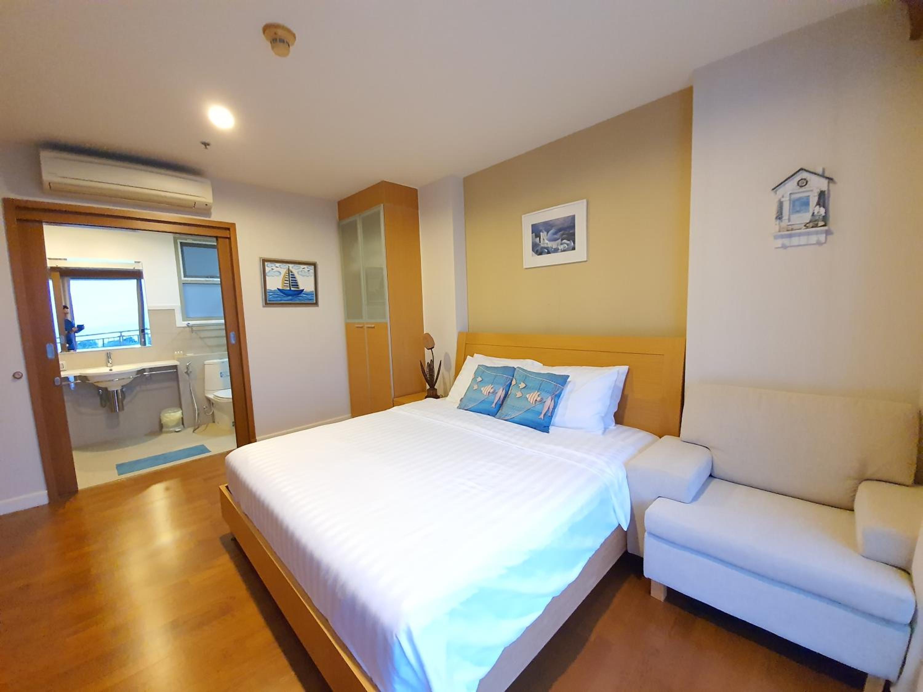 Boat House Residence Hua Hin view 3