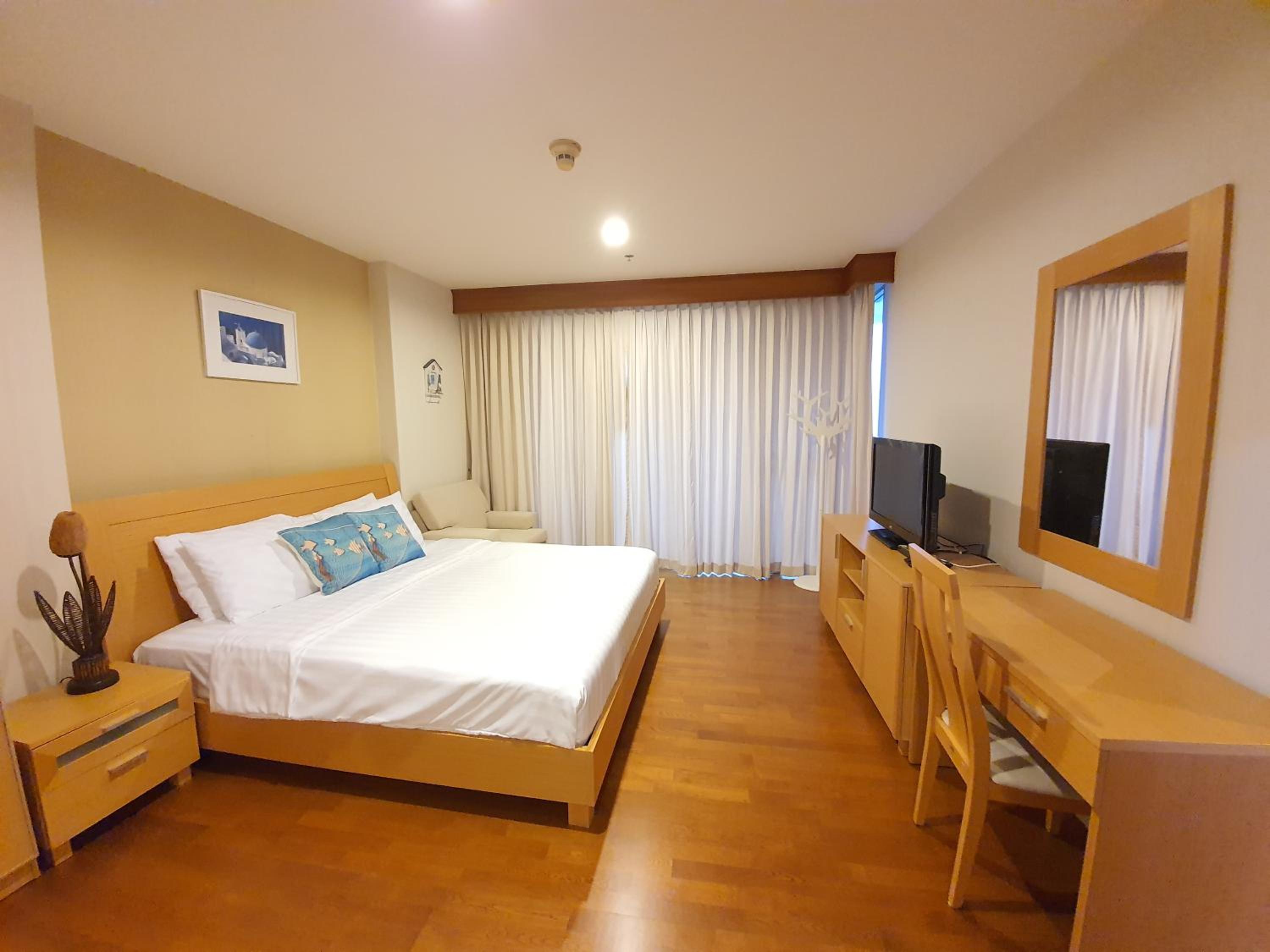 Boat House Residence Hua Hin view 4