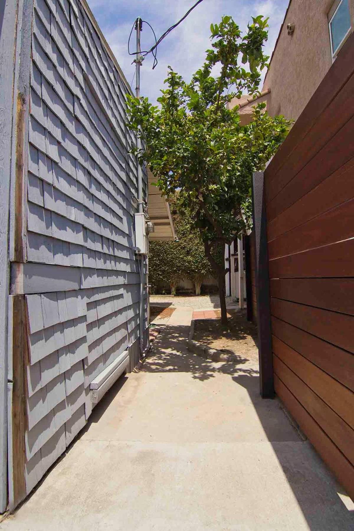 Hollywood's Garden Paradise at World Artists Living