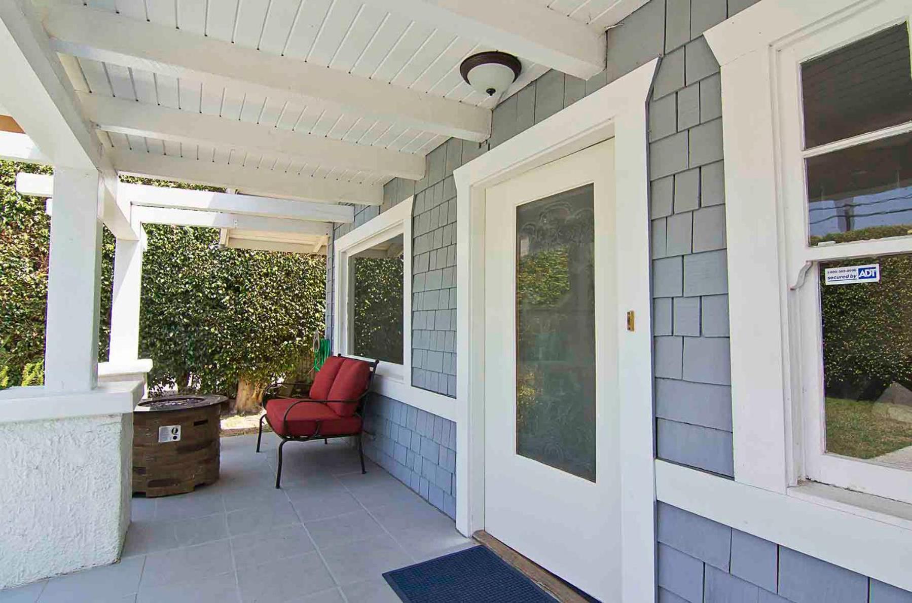 Hollywood's Garden Paradise at World Artists Living