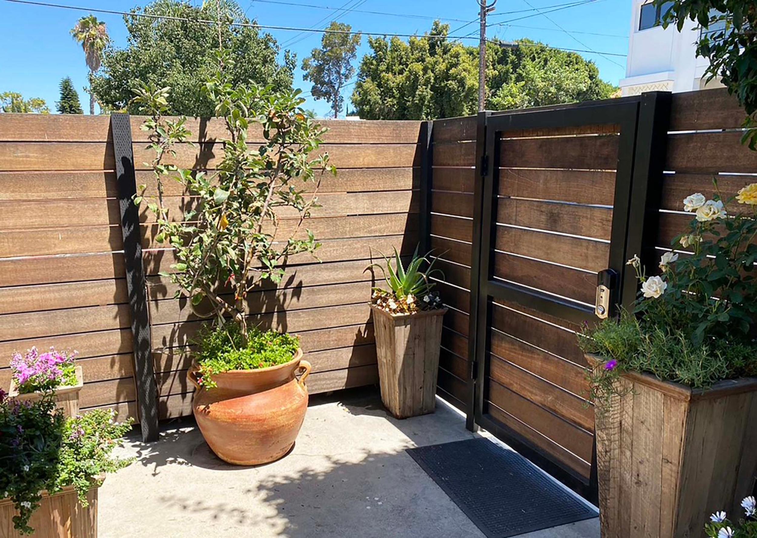 Hollywood's Garden Paradise at World Artists Living