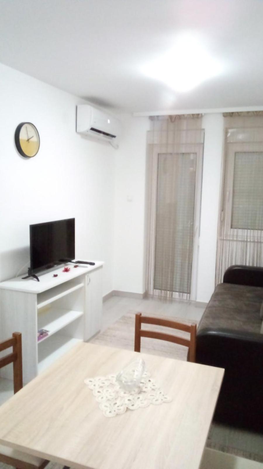 Apartman Jevtić 2 view 4