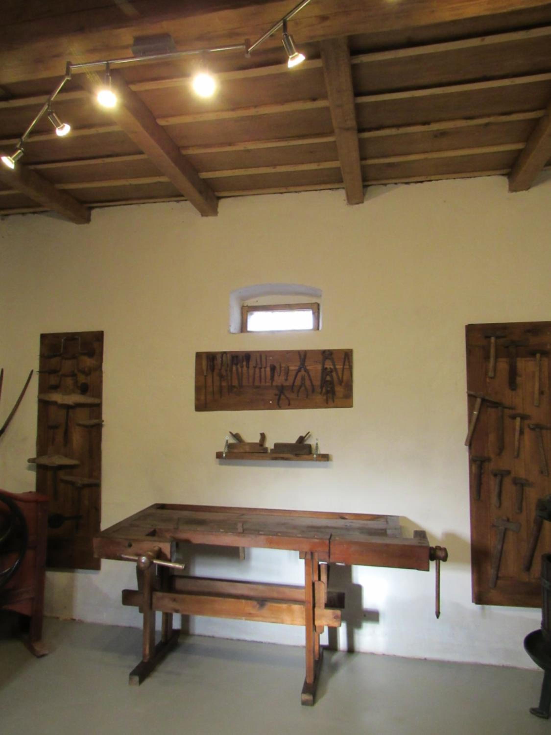 Photo 47