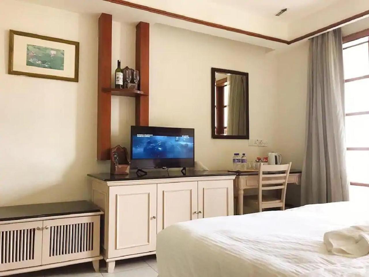 Port Dickson Private Unit Chalet photo 4