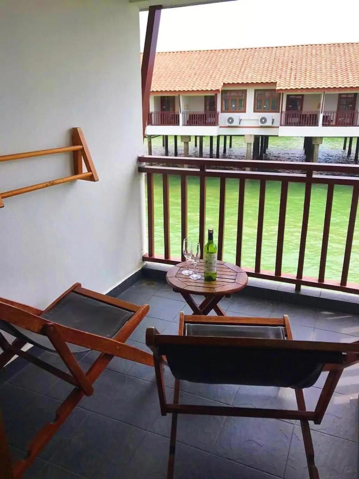 Port Dickson Private Unit Chalet photo 3