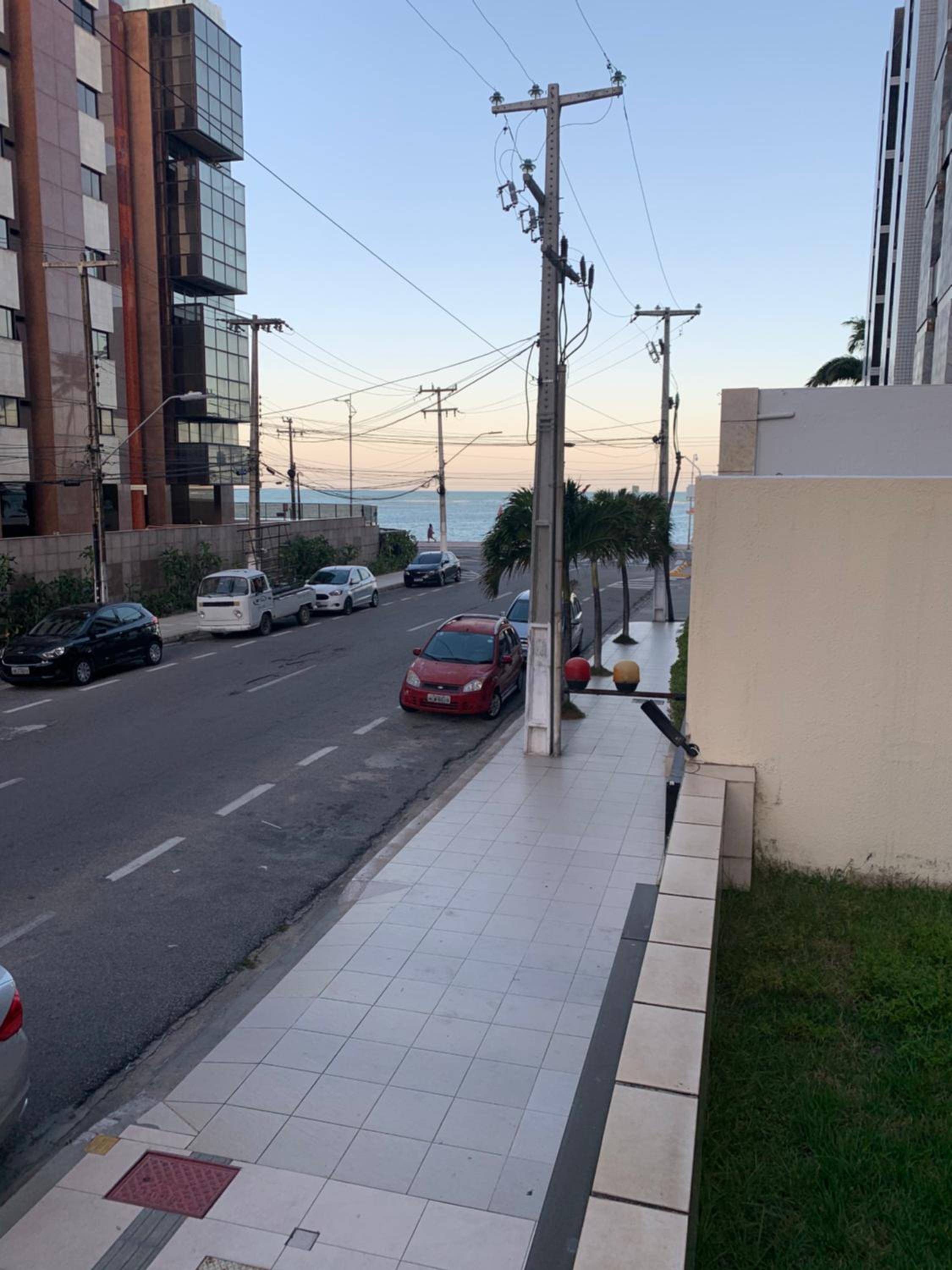 Apê com 2 quartos com ar condicionado na linda praia de Jatiúca view 3